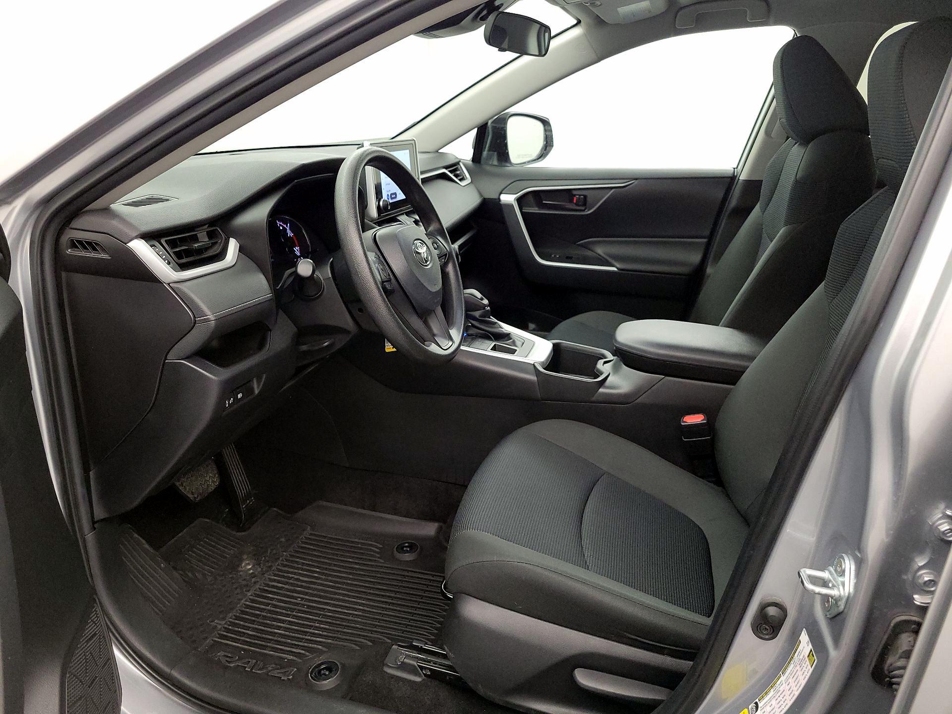 Thumbnail: 2023 Toyota RAV4 - 11