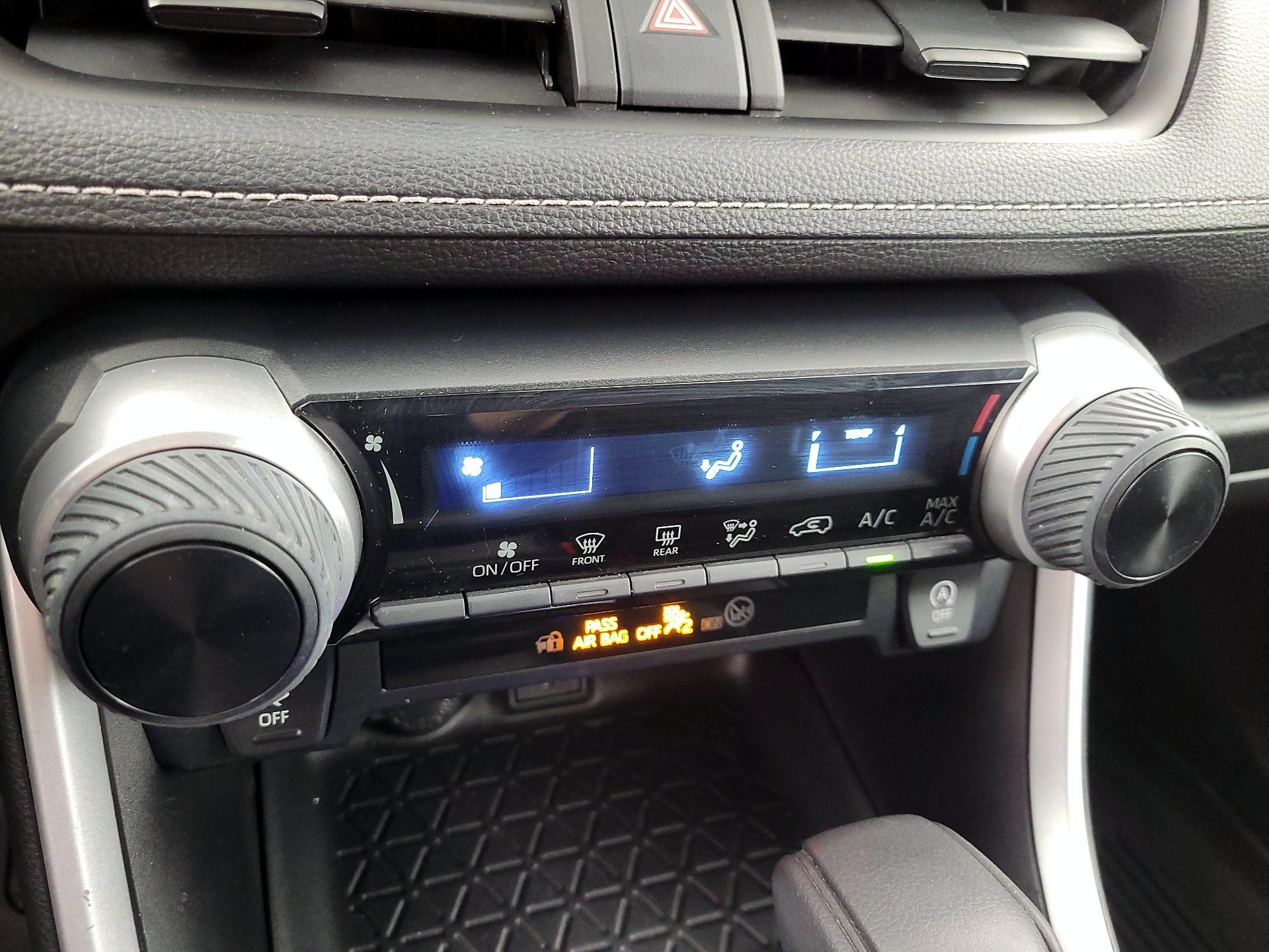 Thumbnail: 2023 Toyota RAV4 - 16