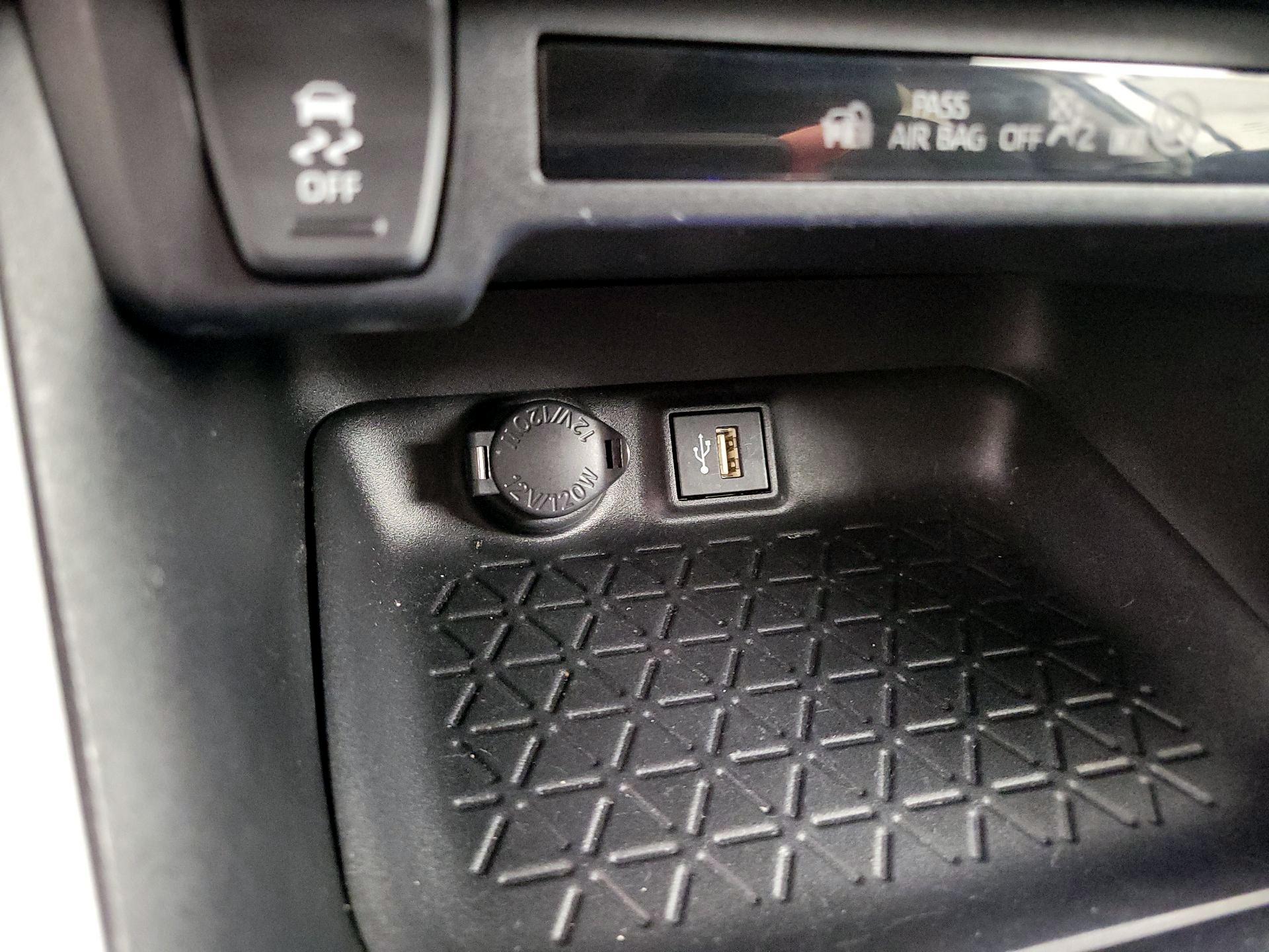 Thumbnail: 2023 Toyota RAV4 - 18