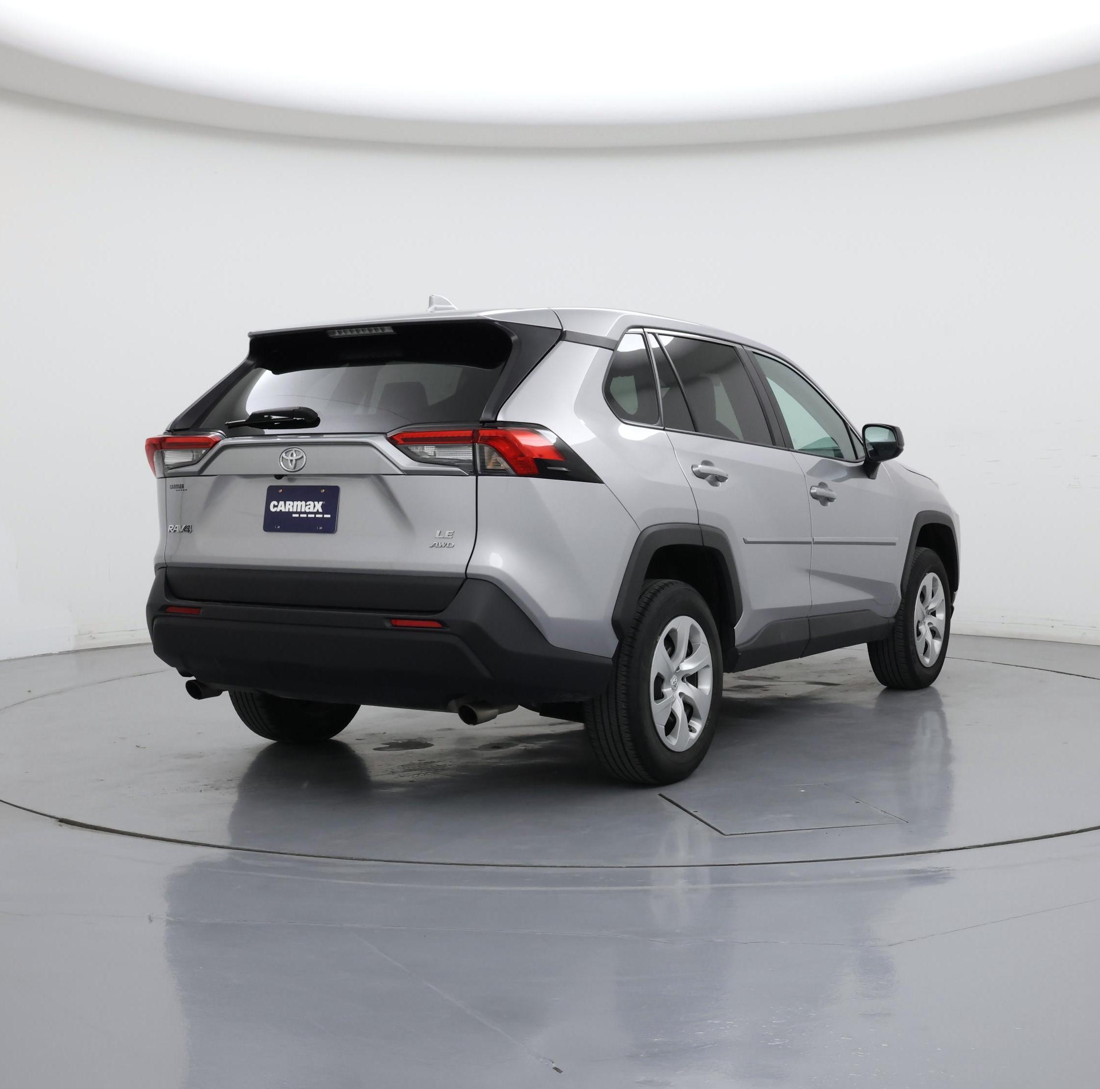 Thumbnail: 2023 Toyota RAV4 - 8