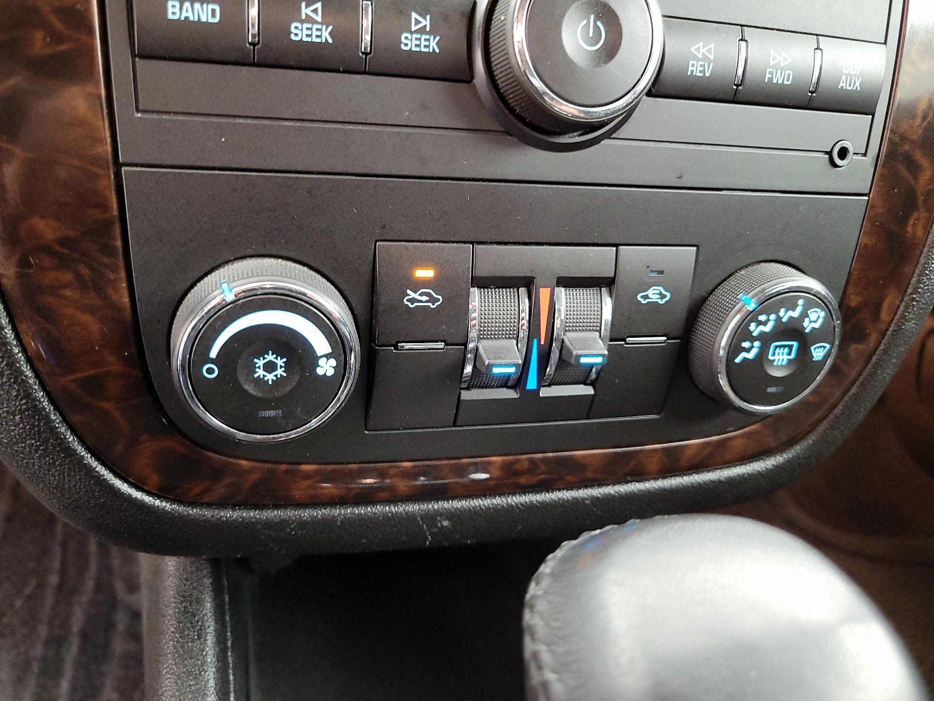 Thumbnail: 2014 Chevrolet Impala - 14