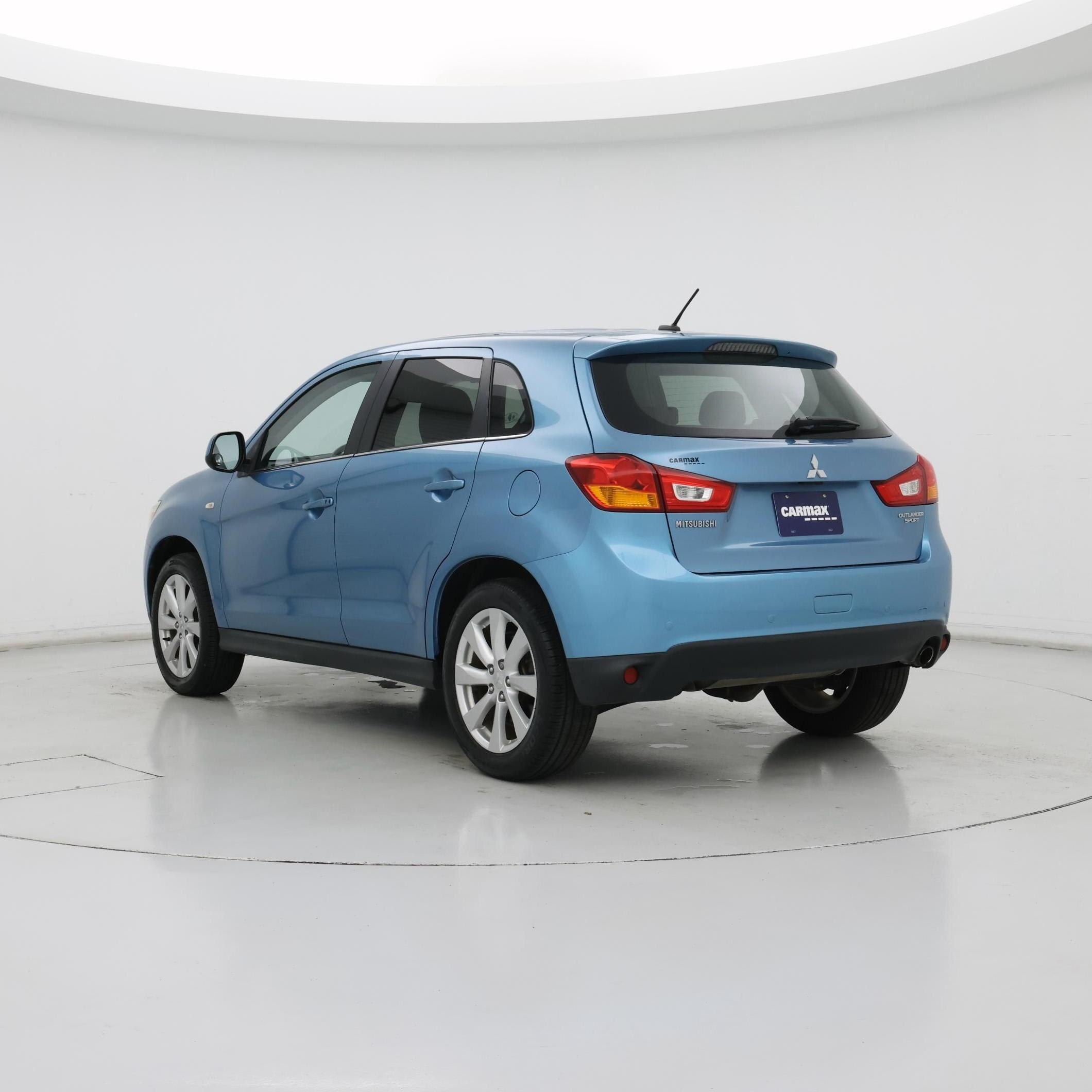 Thumbnail: 2013 Mitsubishi Outlander Sport - 2