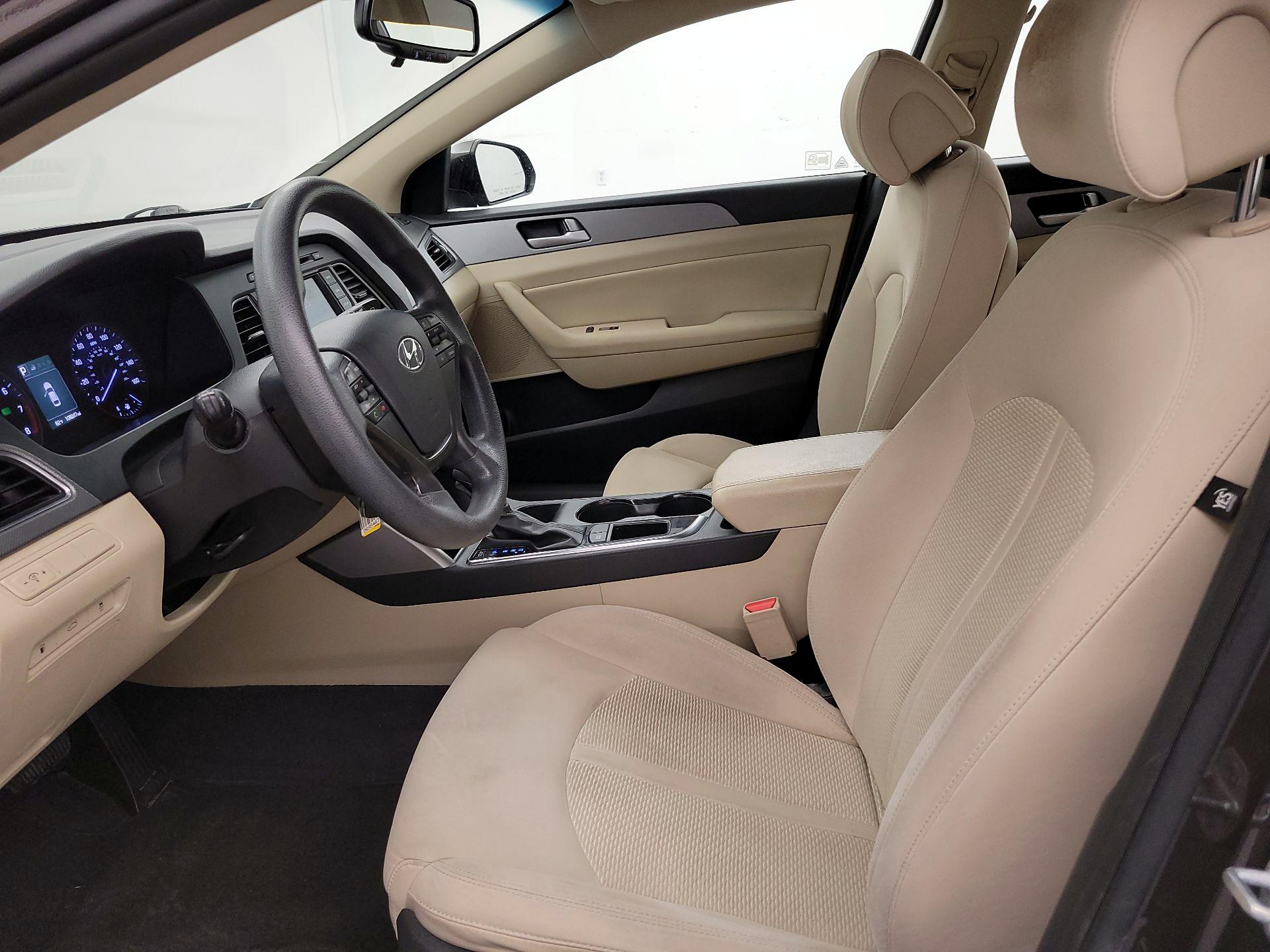 Thumbnail: 2015 Hyundai Sonata - 11