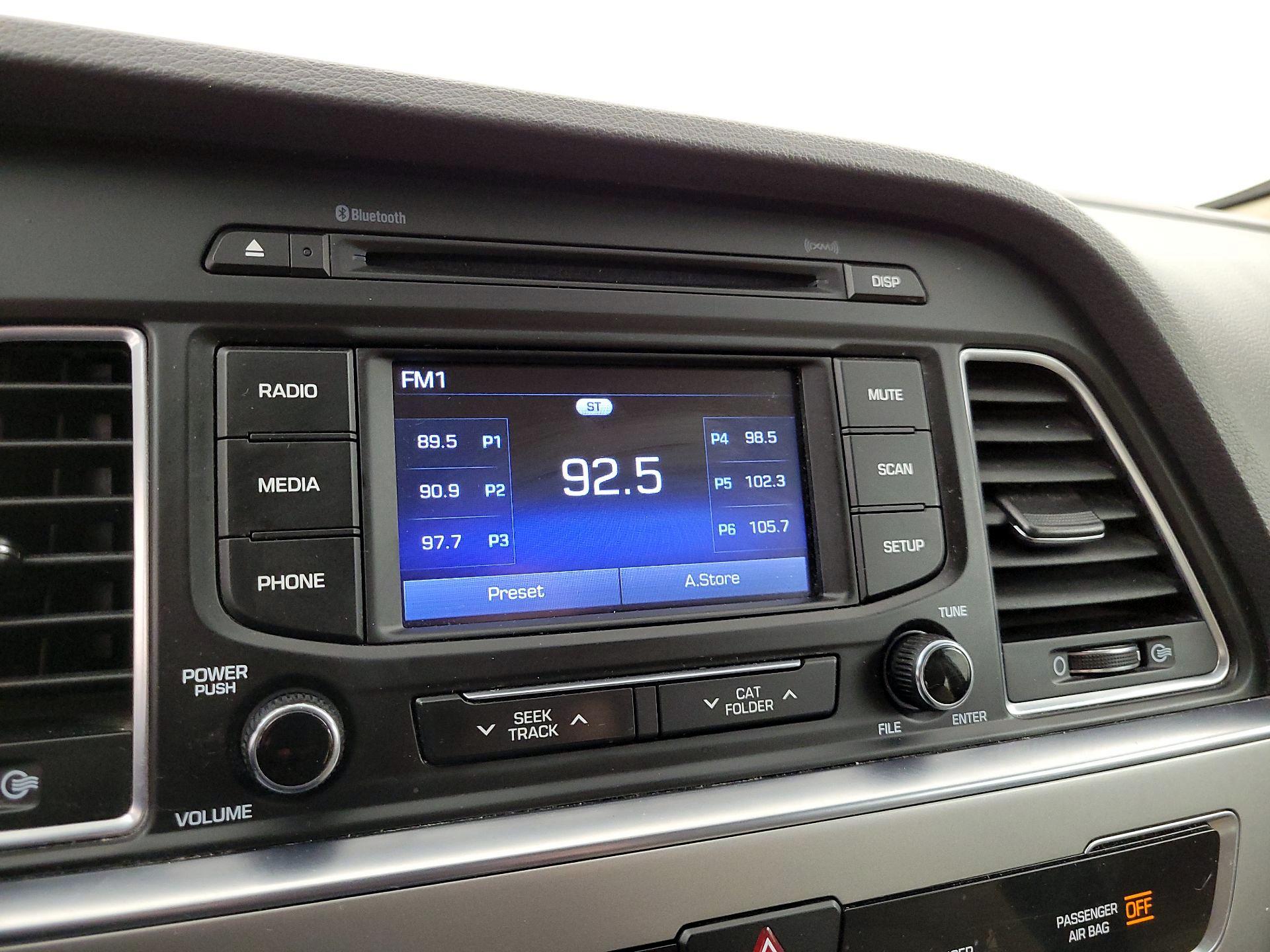 Thumbnail: 2015 Hyundai Sonata - 15