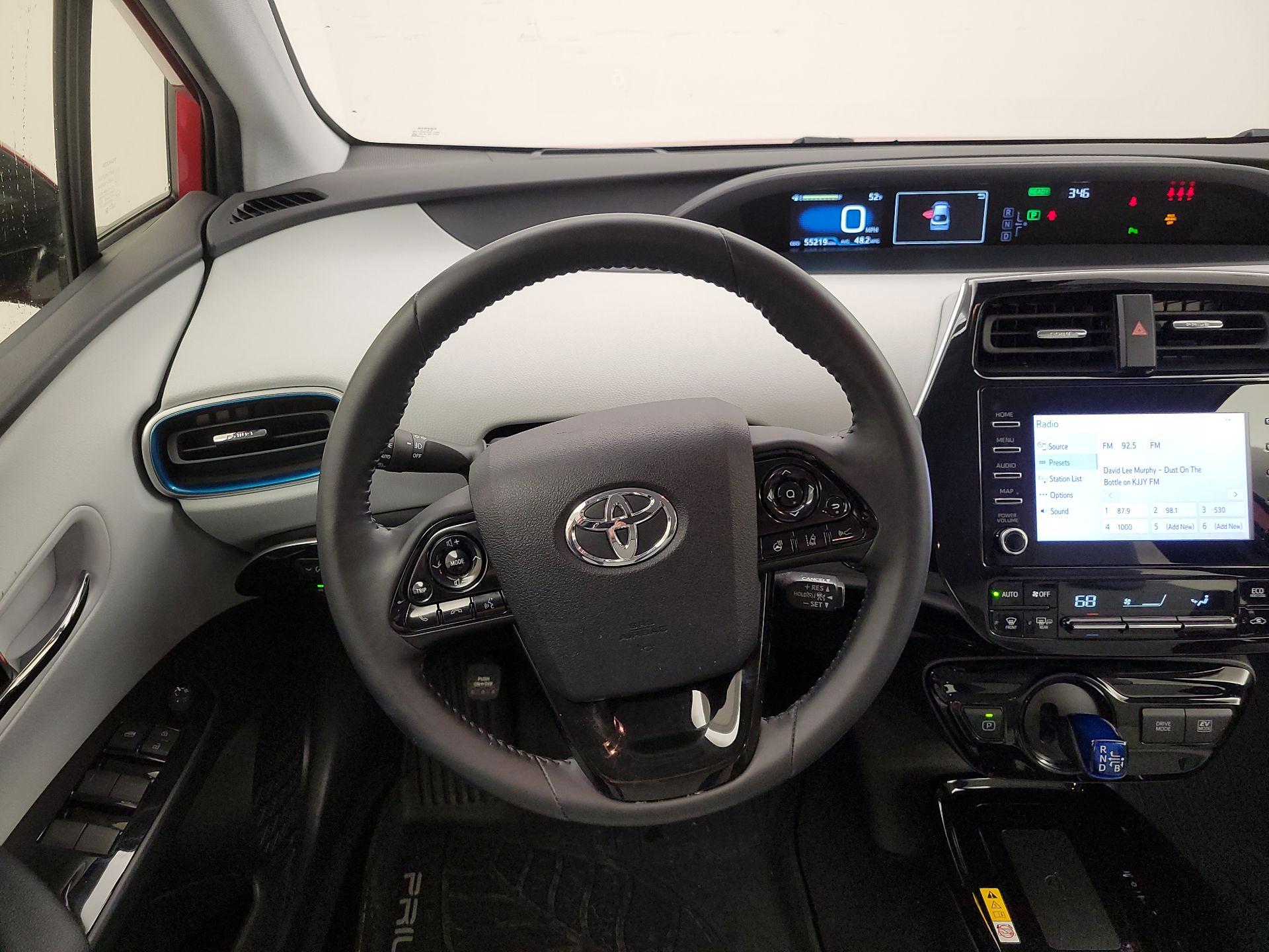 Thumbnail: 2020 Toyota Prius - 10