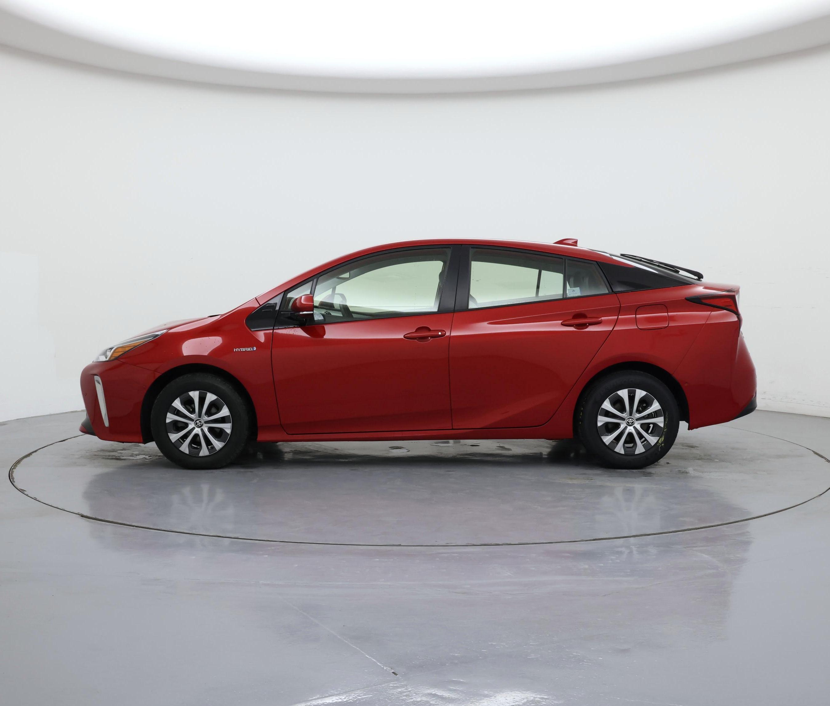 Thumbnail: 2020 Toyota Prius - 3