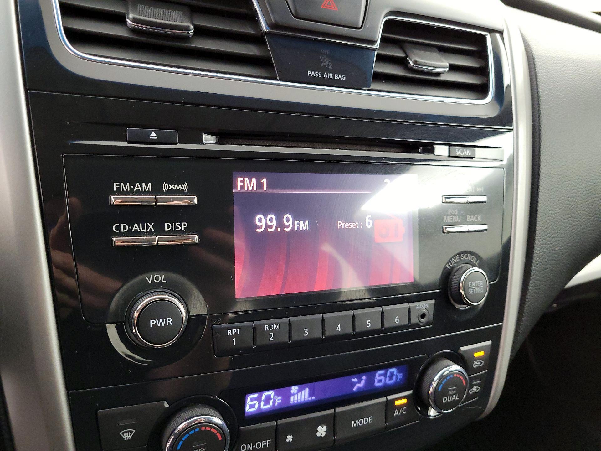 Thumbnail: 2013 Nissan Altima - 15
