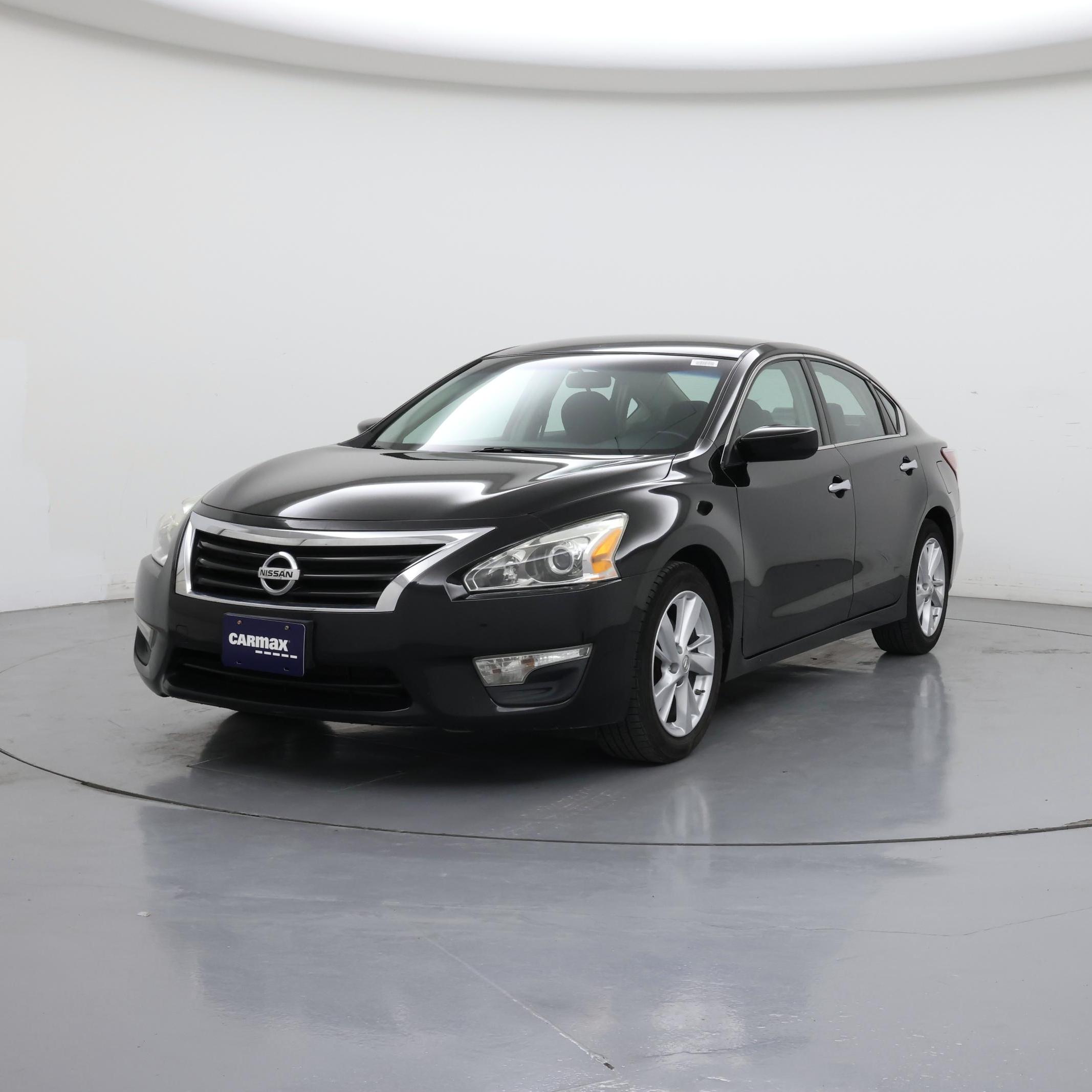Thumbnail: 2013 Nissan Altima - 4