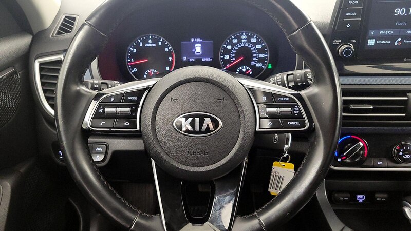 2021 Kia Seltos S 10