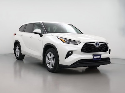 2021 Toyota Highlander LE -
                Urbandale, IA
