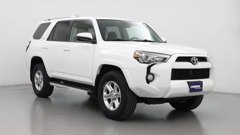 2016 Toyota 4Runner SR5 Hero Image