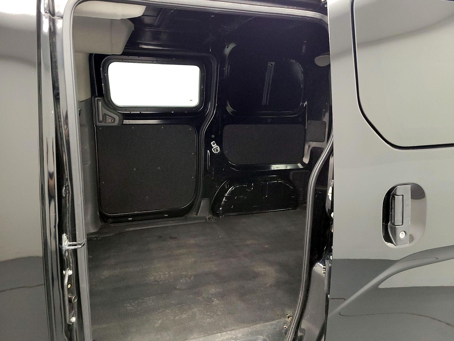 Thumbnail: 2017 Nissan NV200 - 20