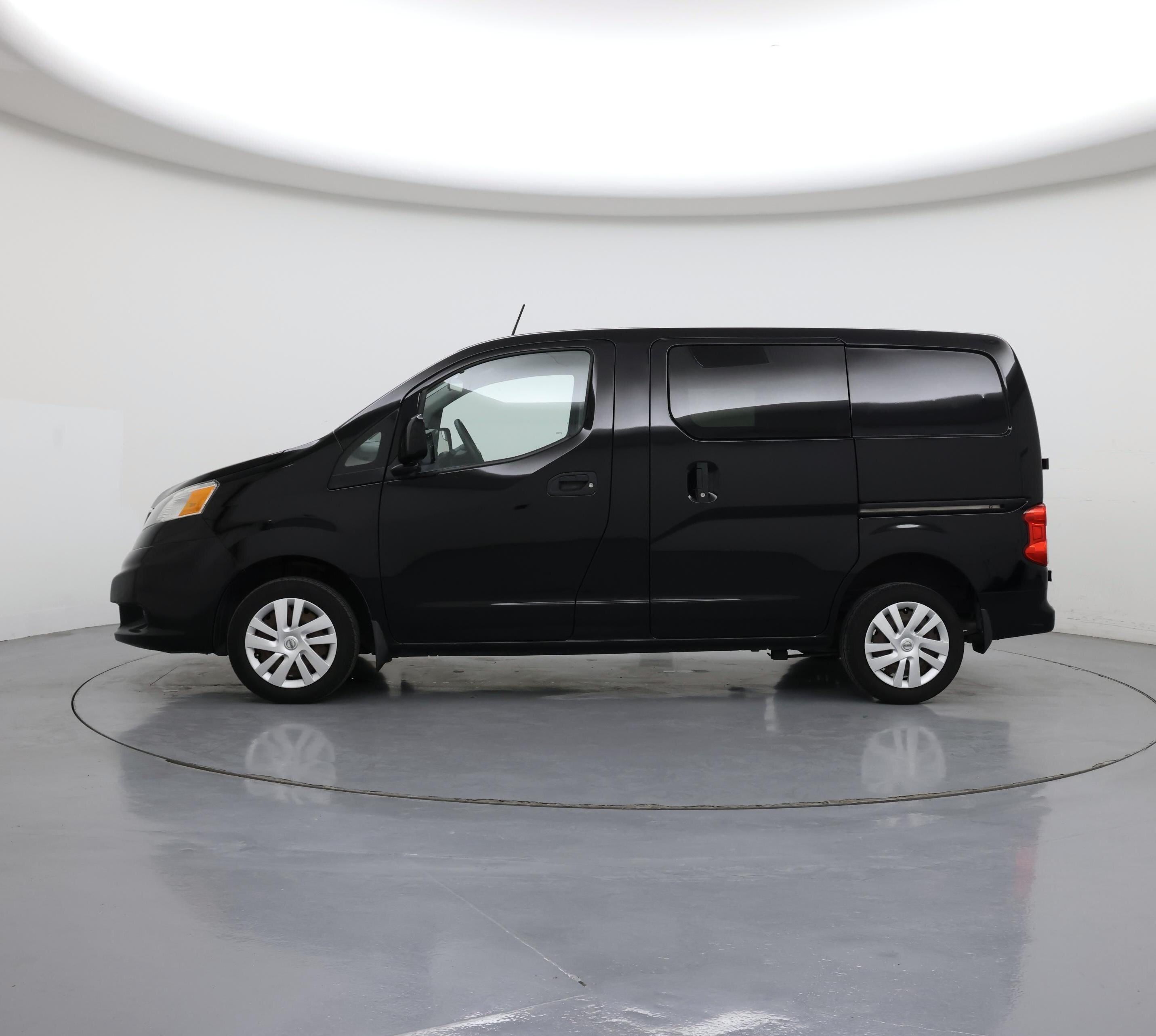 Thumbnail: 2017 Nissan NV200 - 3