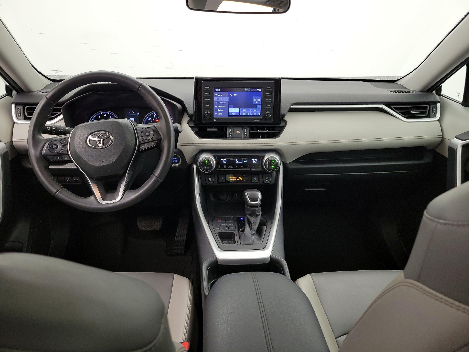 Thumbnail: 2021 Toyota RAV4 - 9