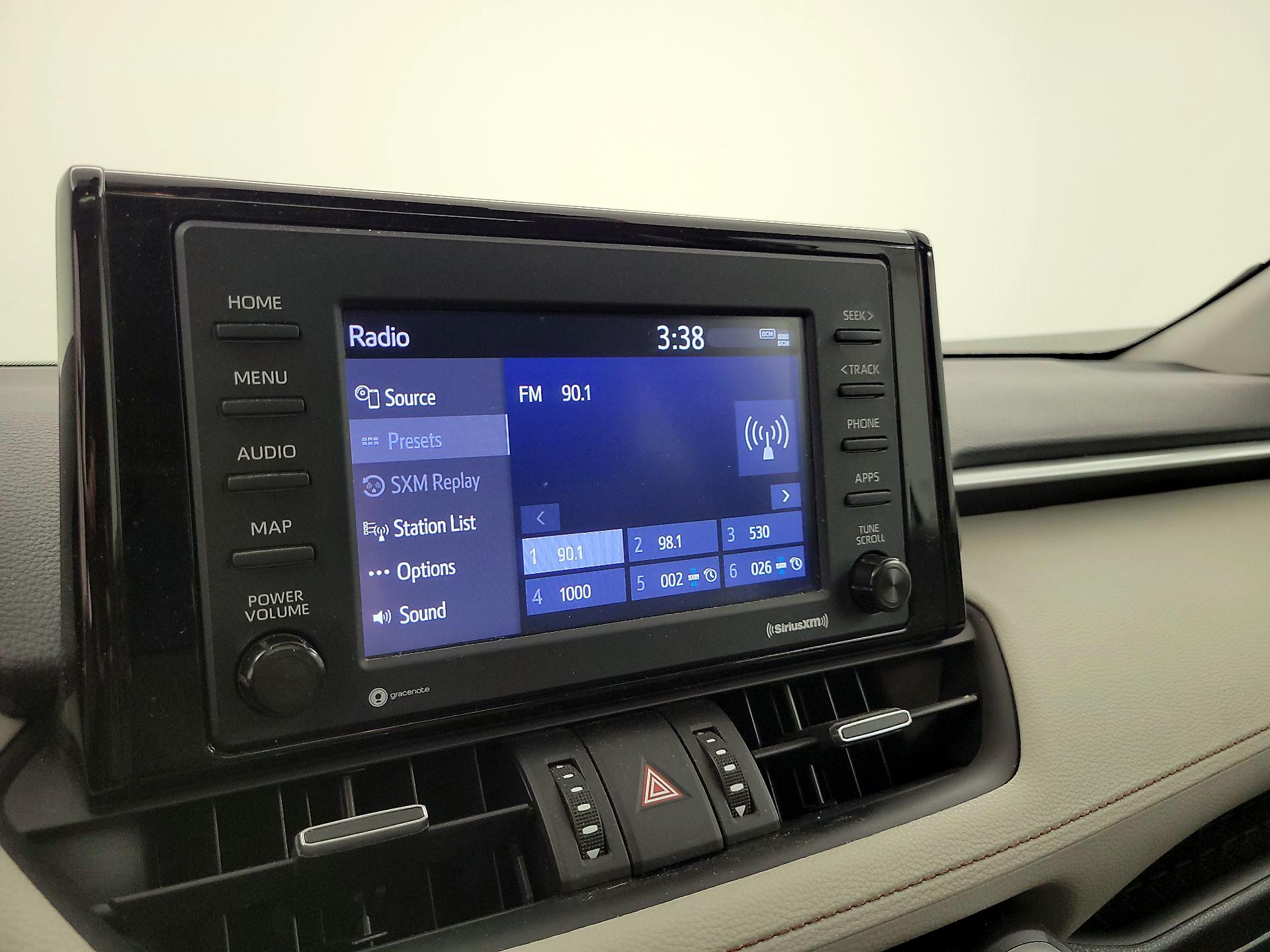 Thumbnail: 2021 Toyota RAV4 - 15