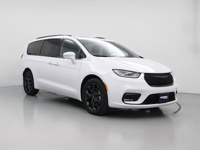 2022 Chrysler Pacifica Limited -
                  Independence, MO