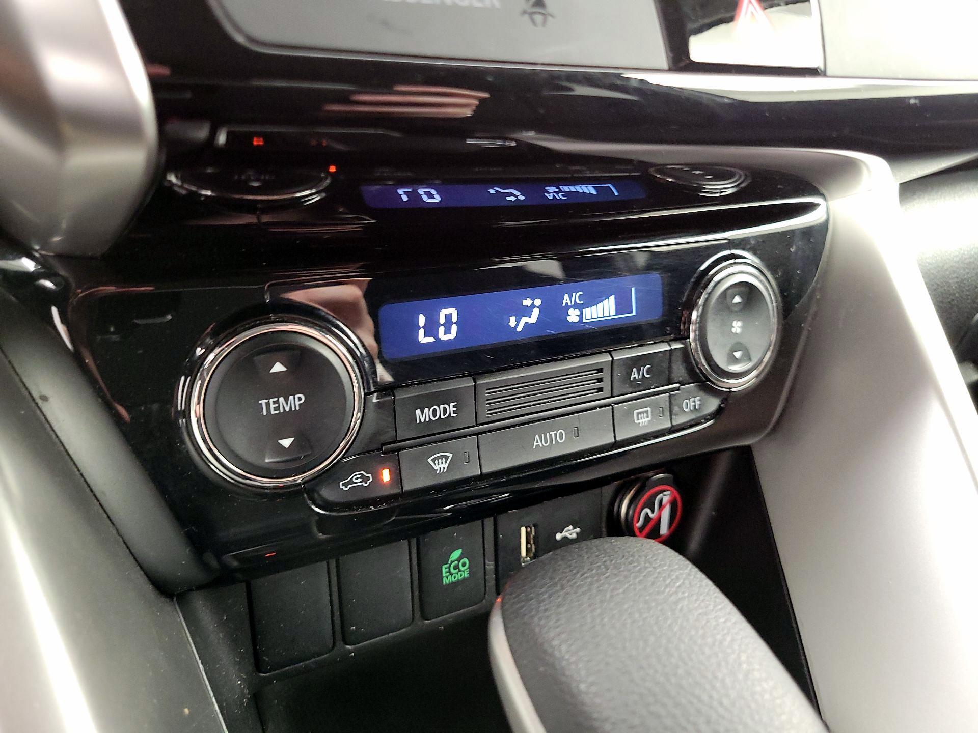 Thumbnail: 2019 Mitsubishi Eclipse Cross - 16