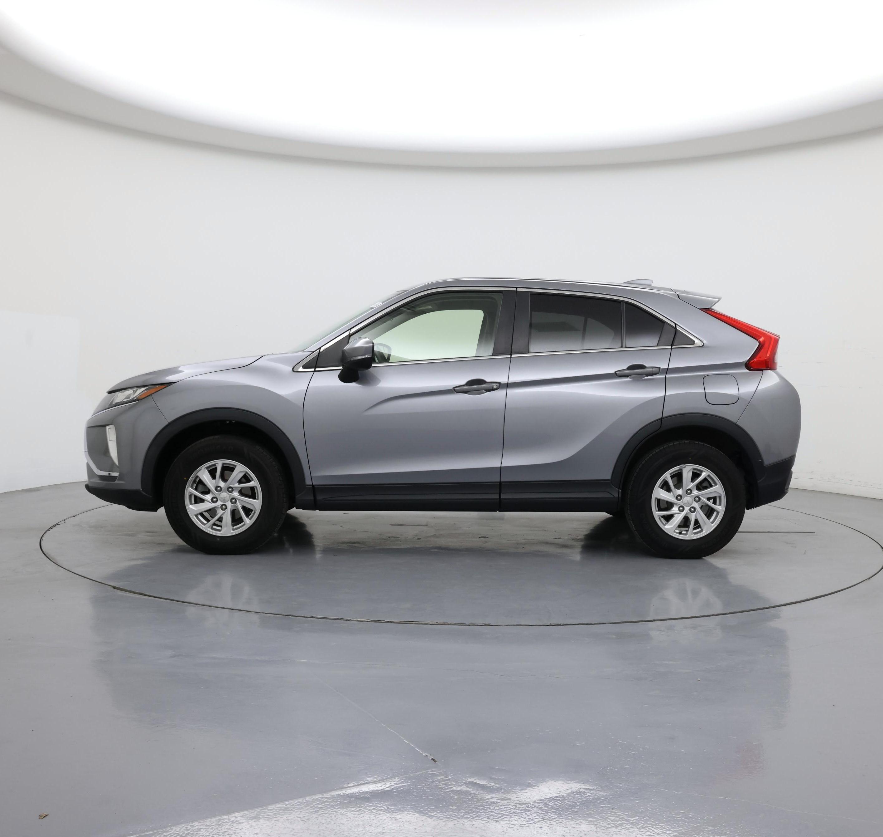 Thumbnail: 2019 Mitsubishi Eclipse Cross - 3