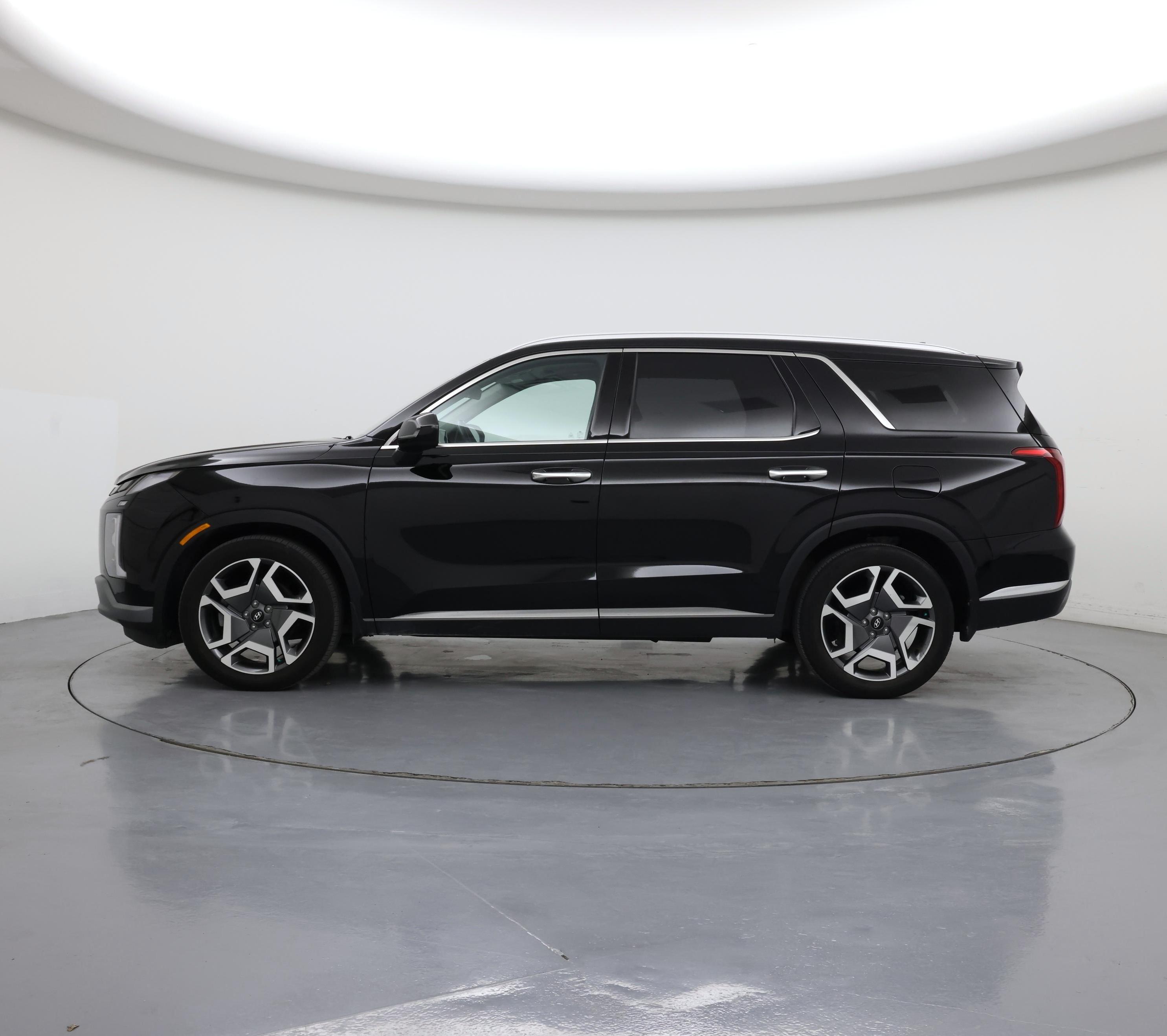 Thumbnail: 2023 Hyundai Palisade - 3