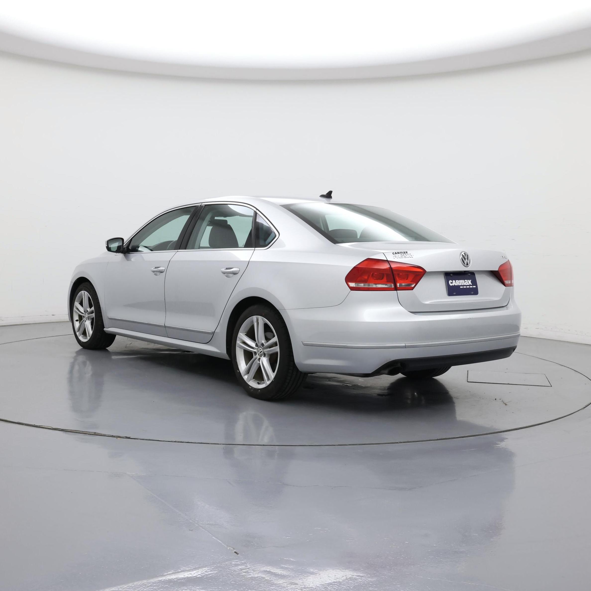 Thumbnail: 2015 Volkswagen Passat - 2