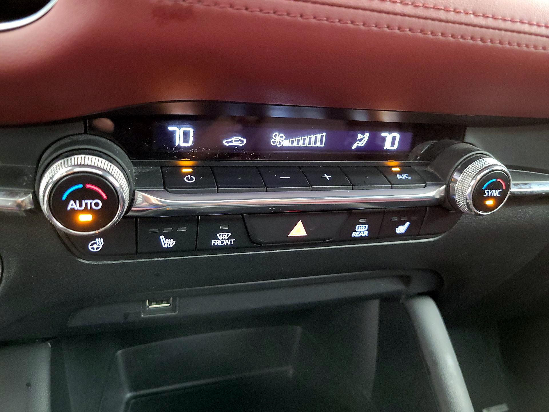 Thumbnail: 2021 Mazda Mazda3 - 17