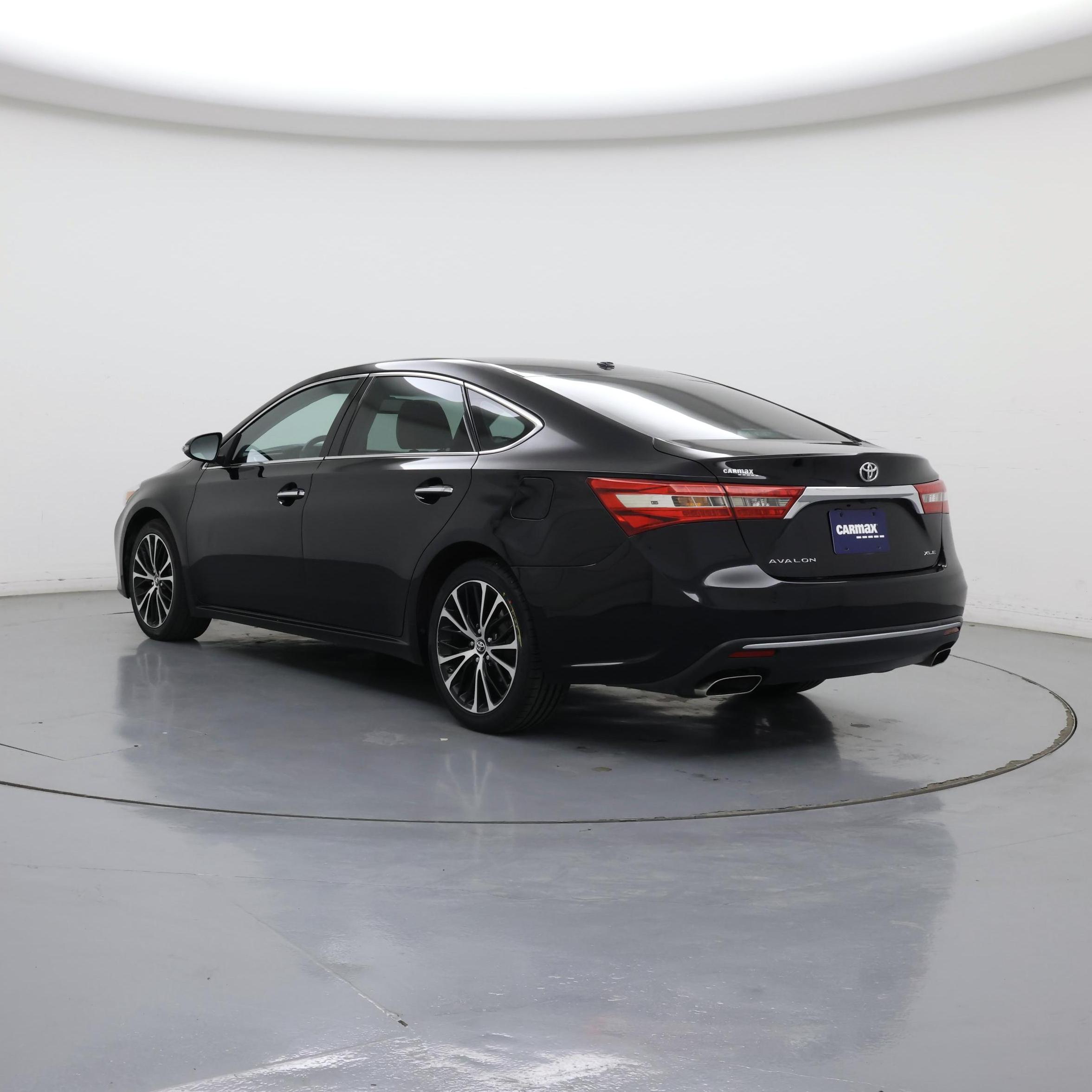 Thumbnail: 2016 Toyota Avalon - 2