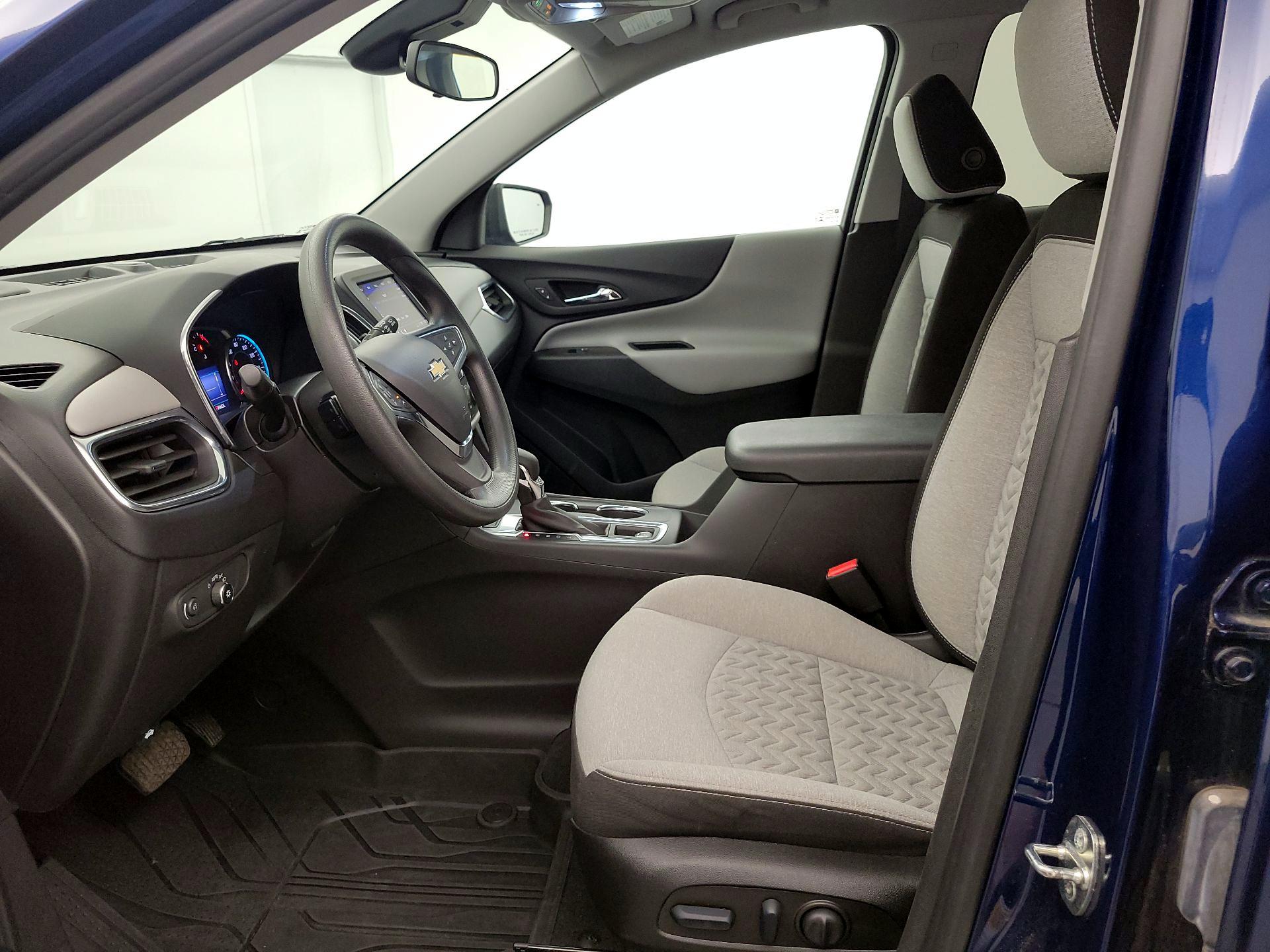 Thumbnail: 2022 Chevrolet Equinox - 11