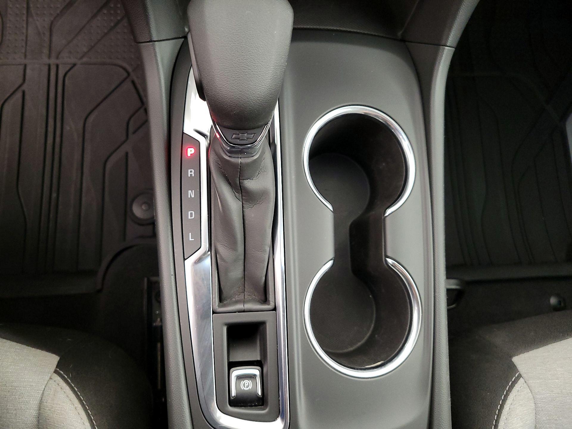 Thumbnail: 2022 Chevrolet Equinox - 17