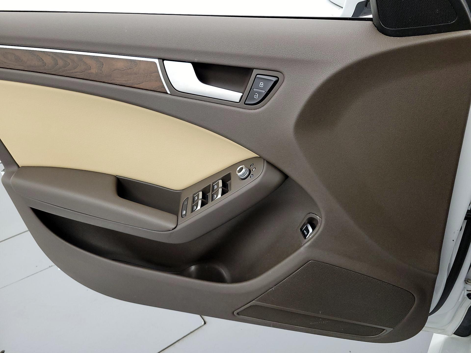 Thumbnail: 2015 Audi A4 - 12