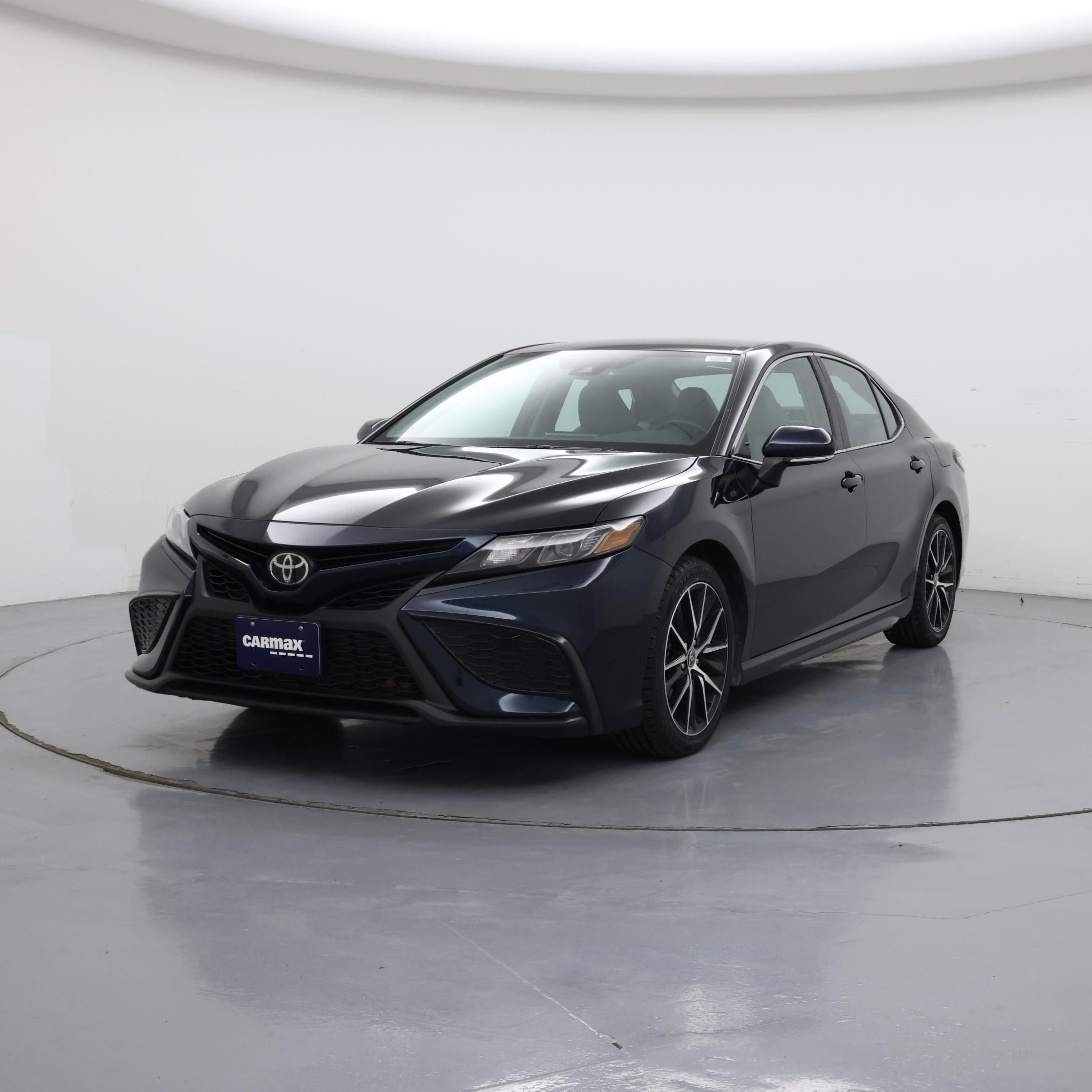 Thumbnail: 2021 Toyota Camry - 4