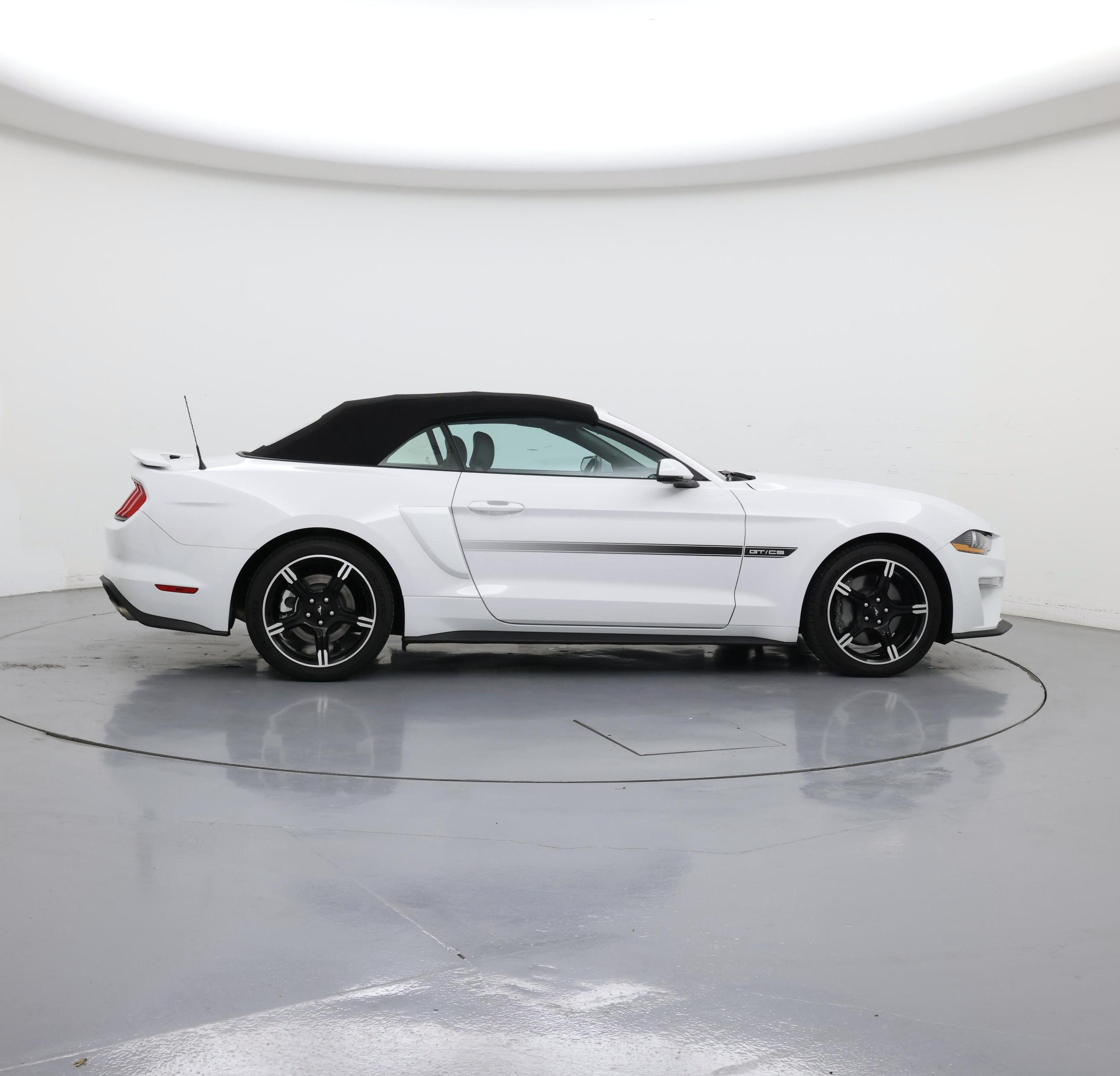 Thumbnail: 2021 Ford Mustang - 7