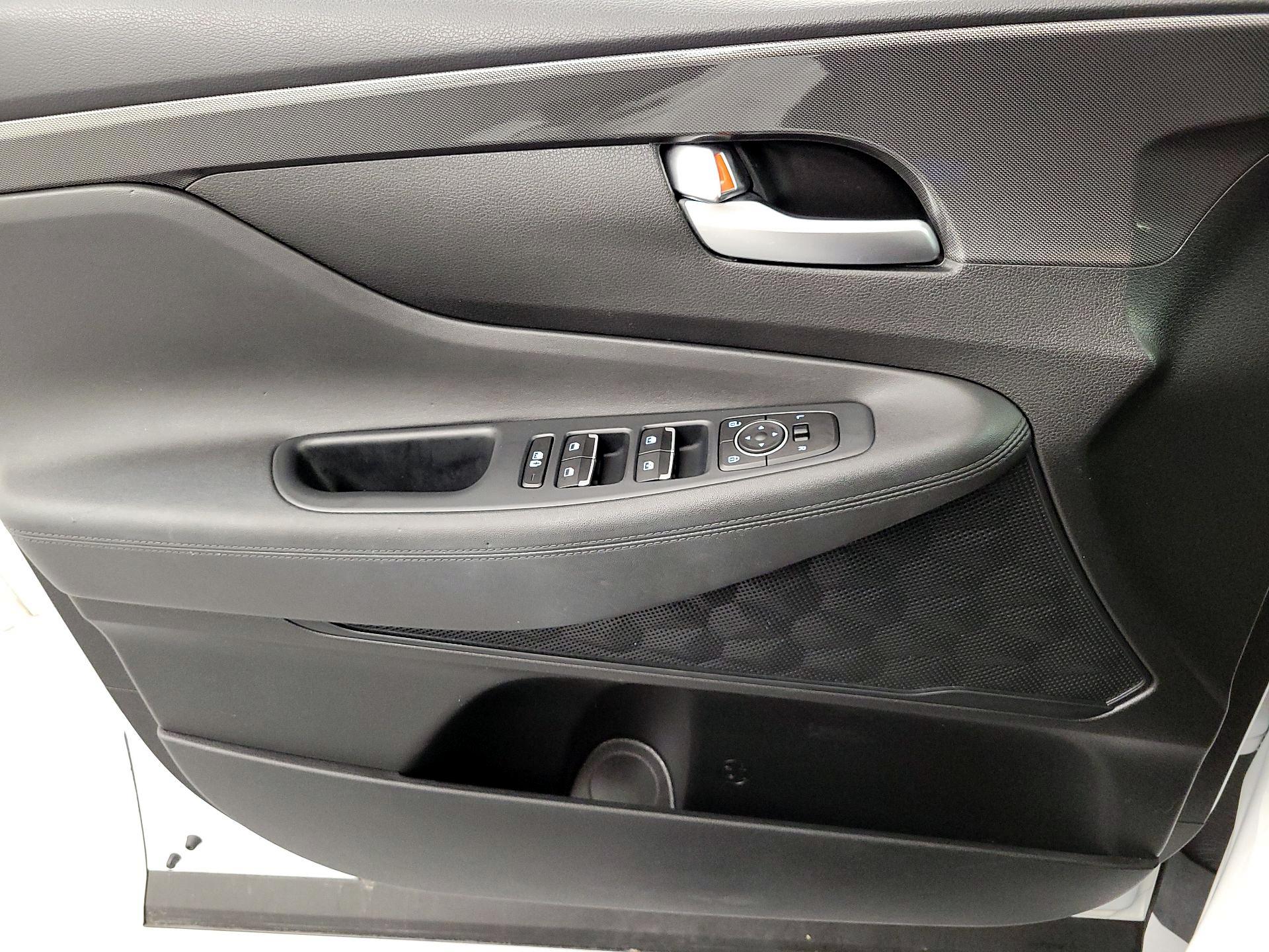 Thumbnail: 2022 Hyundai Santa Fe - 12