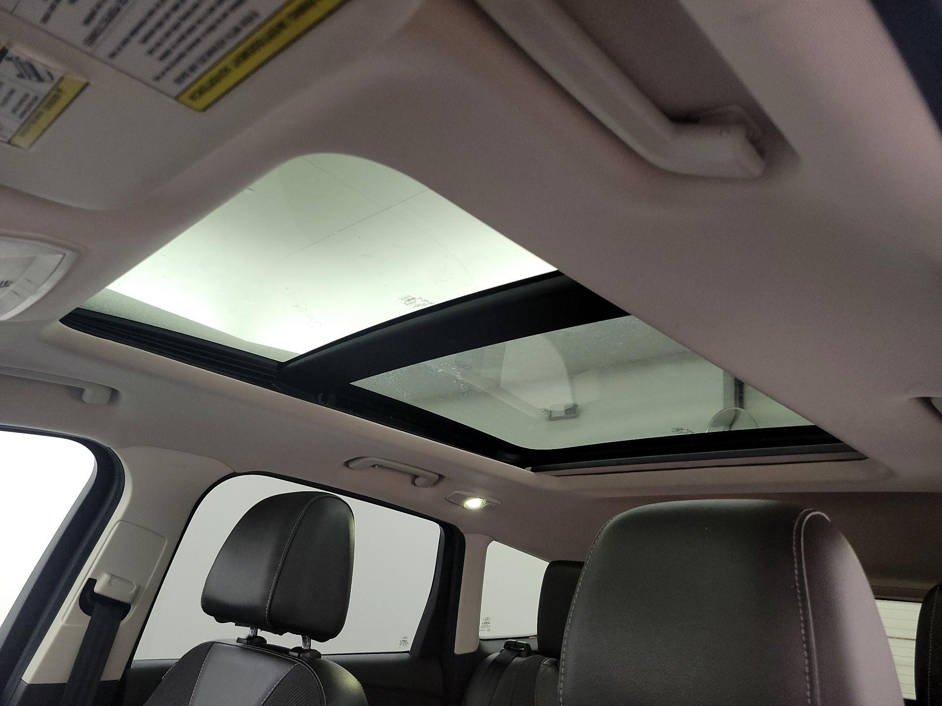 Thumbnail: 2016 Ford Escape - 16