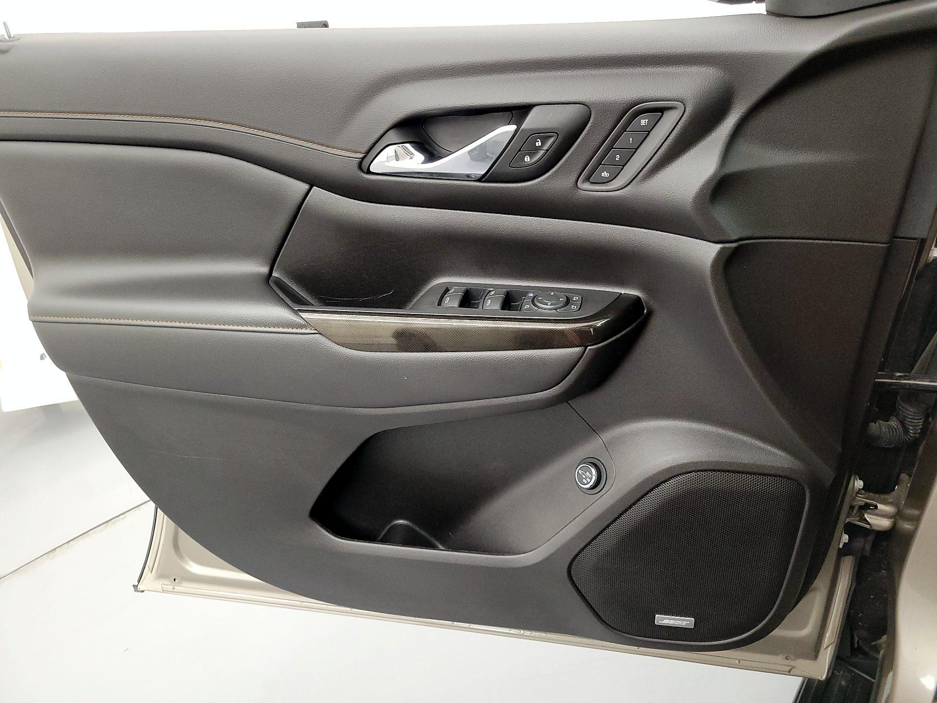 Thumbnail: 2022 GMC Acadia - 12