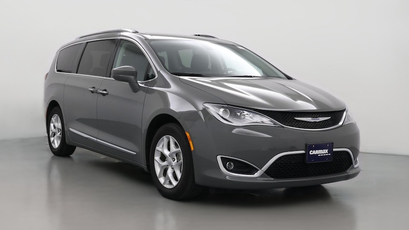 2020 Chrysler Pacifica Touring L Hero Image