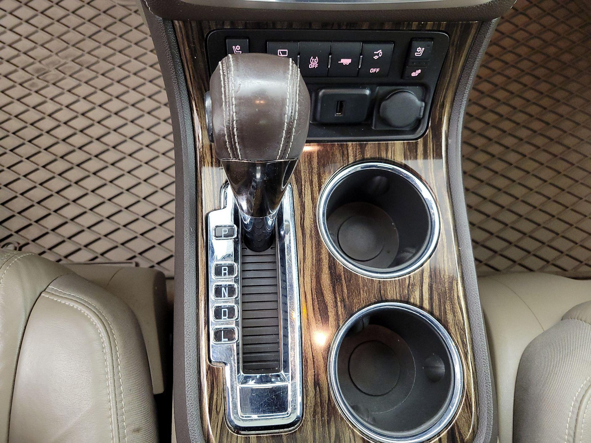 Thumbnail: 2016 GMC Acadia - 17