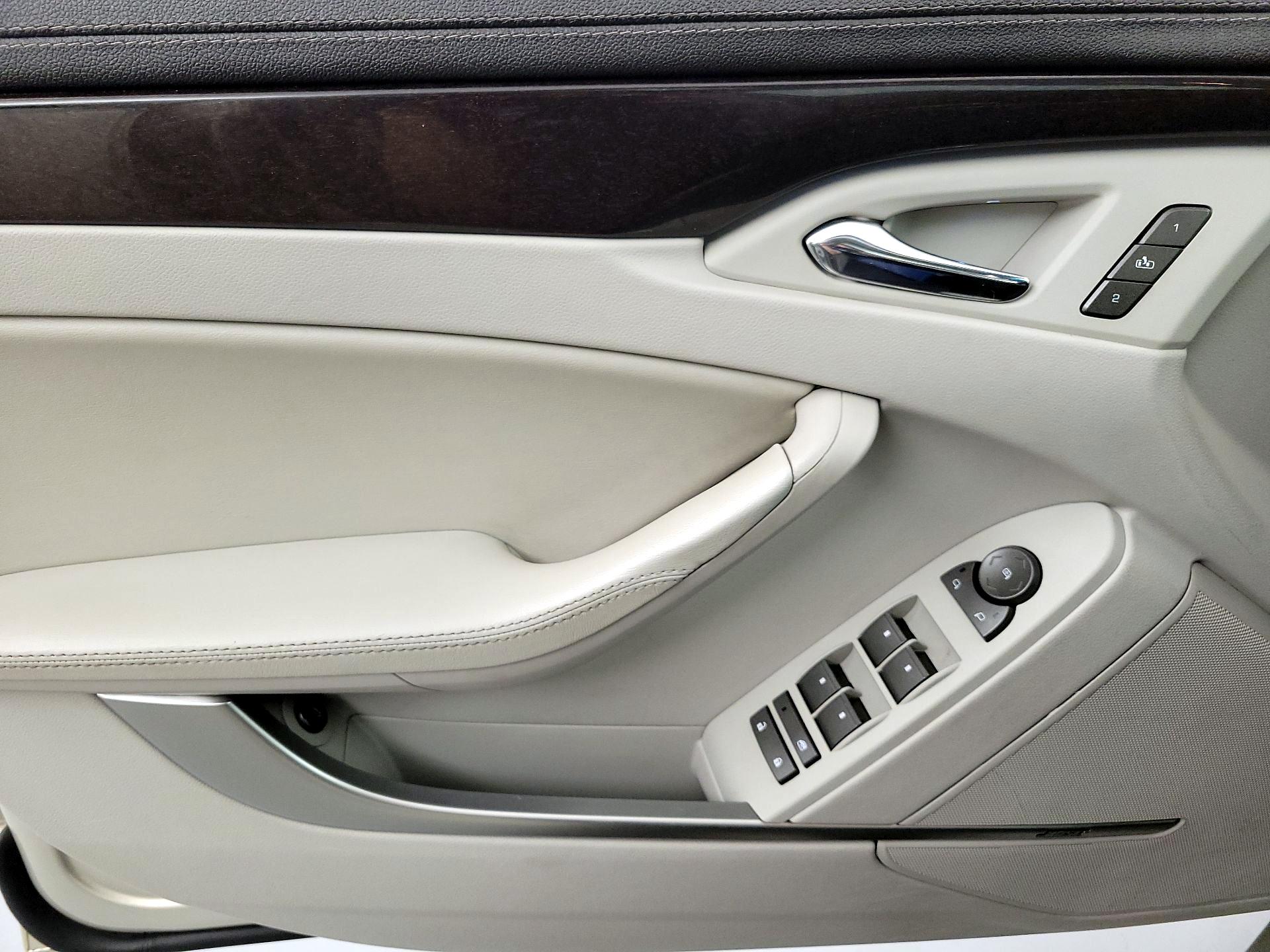 Thumbnail: 2013 Cadillac CTS - 12