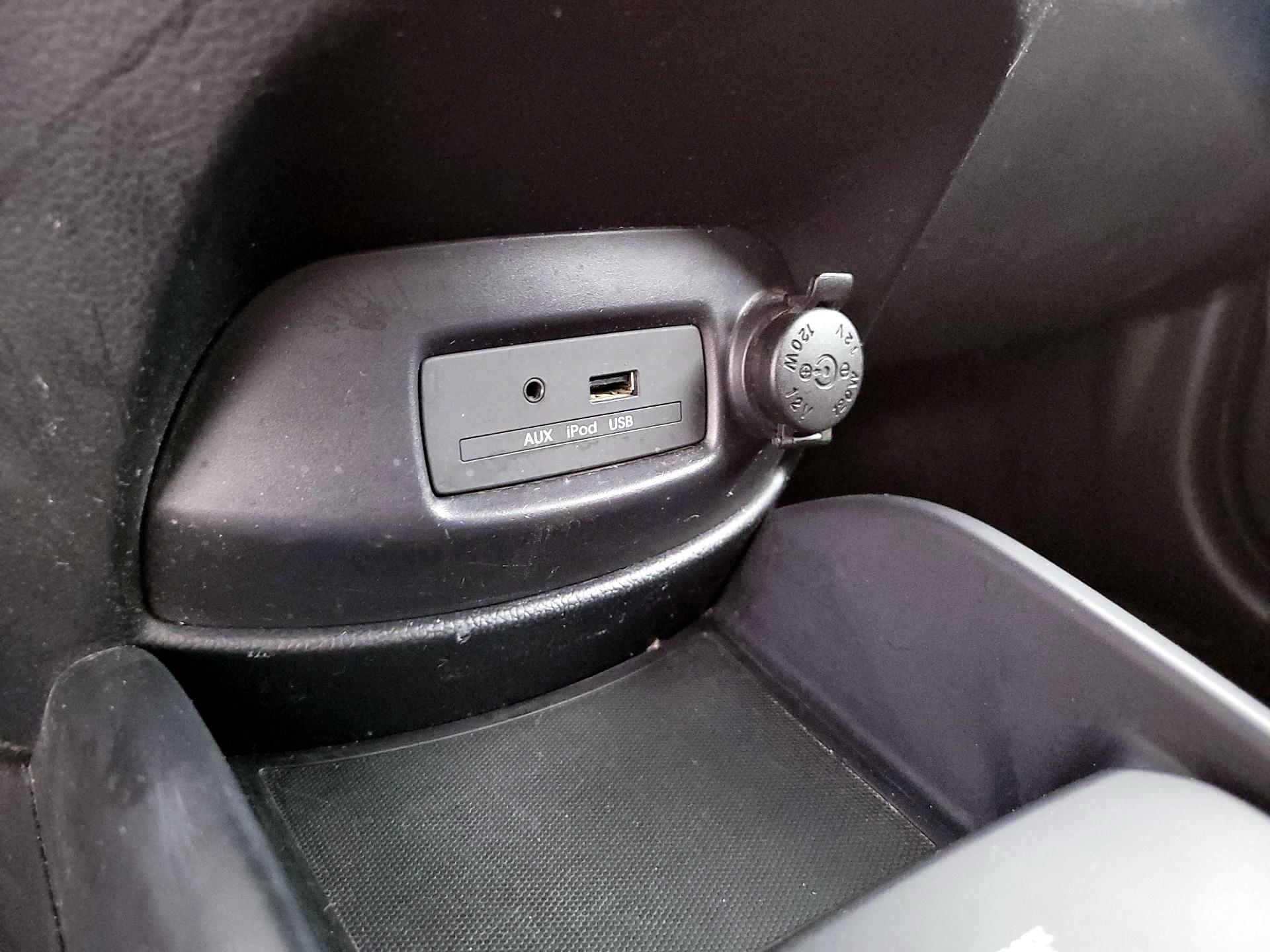 Thumbnail: 2013 Kia Soul - 17