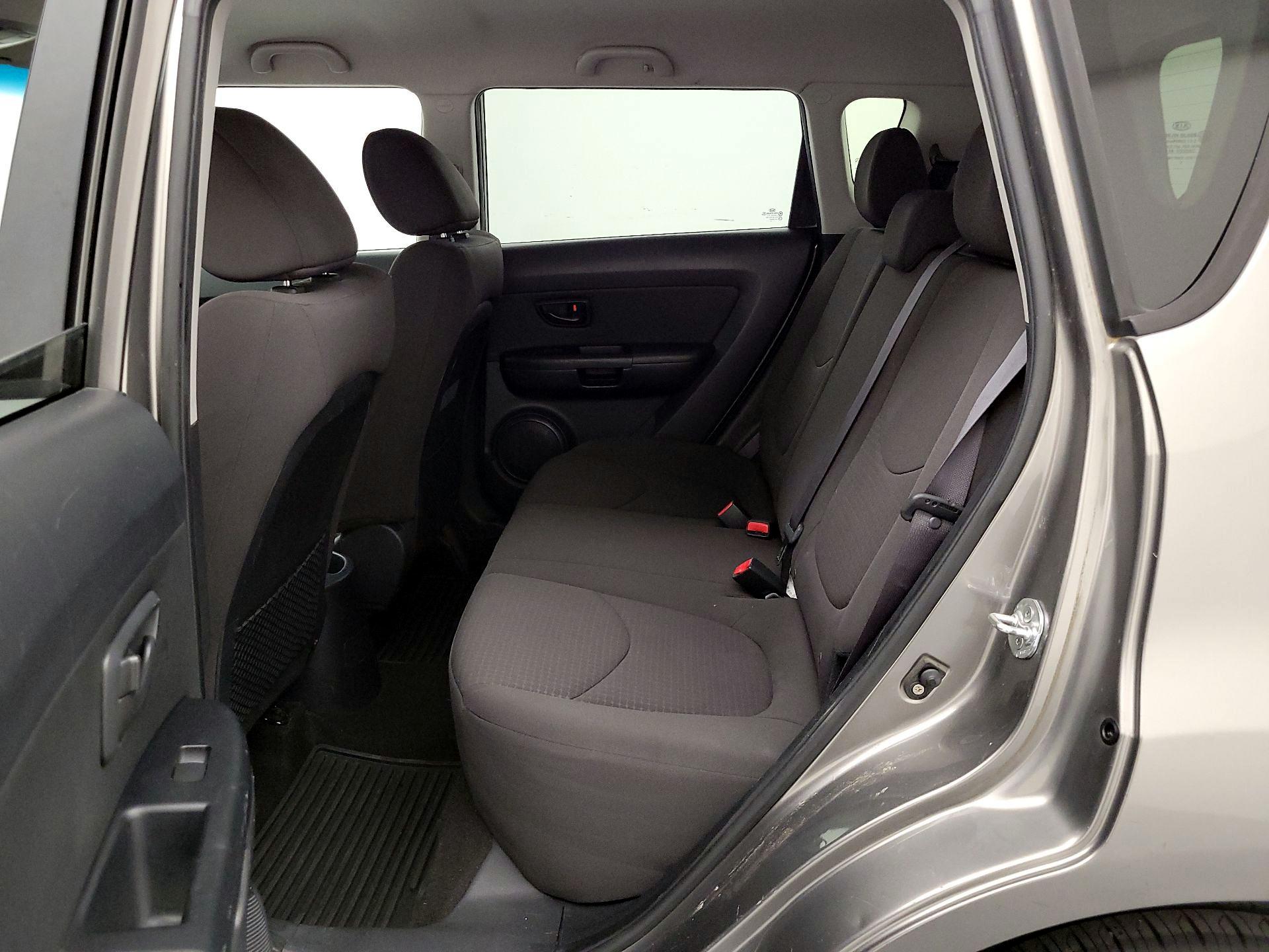 Thumbnail: 2013 Kia Soul - 18