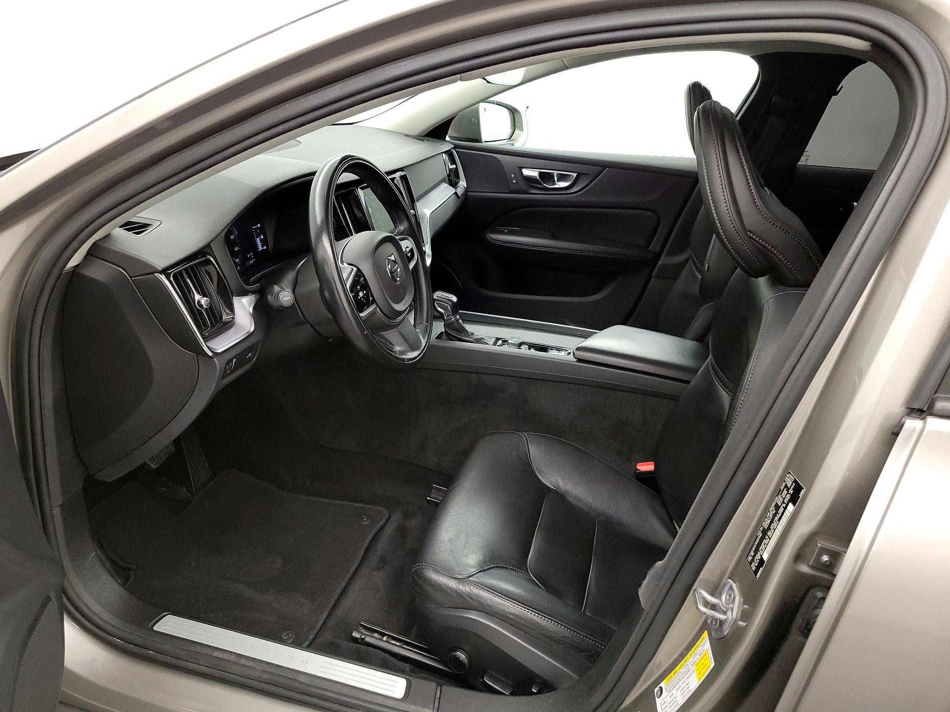 Thumbnail: 2019 Volvo S60 - 11