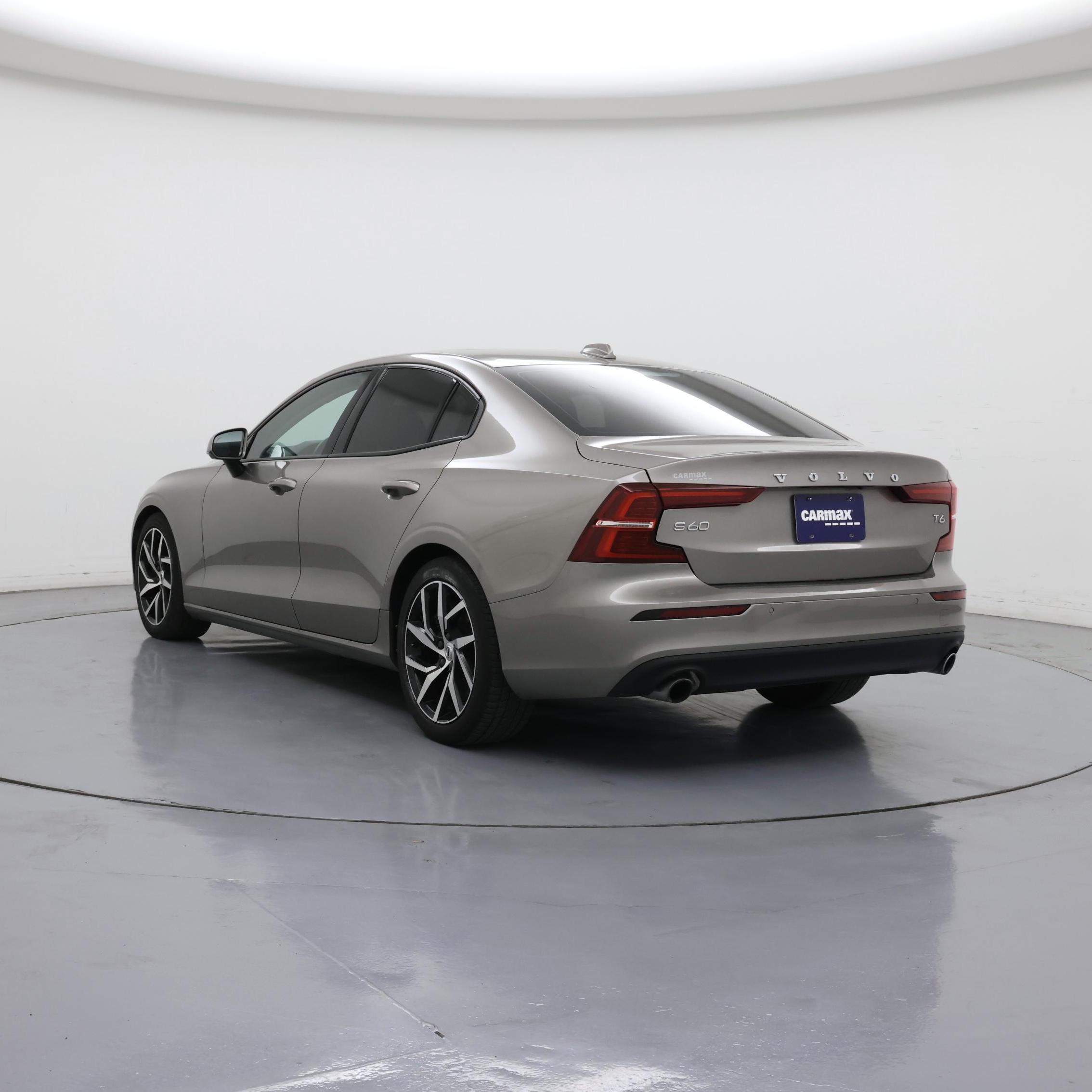 Thumbnail: 2019 Volvo S60 - 2