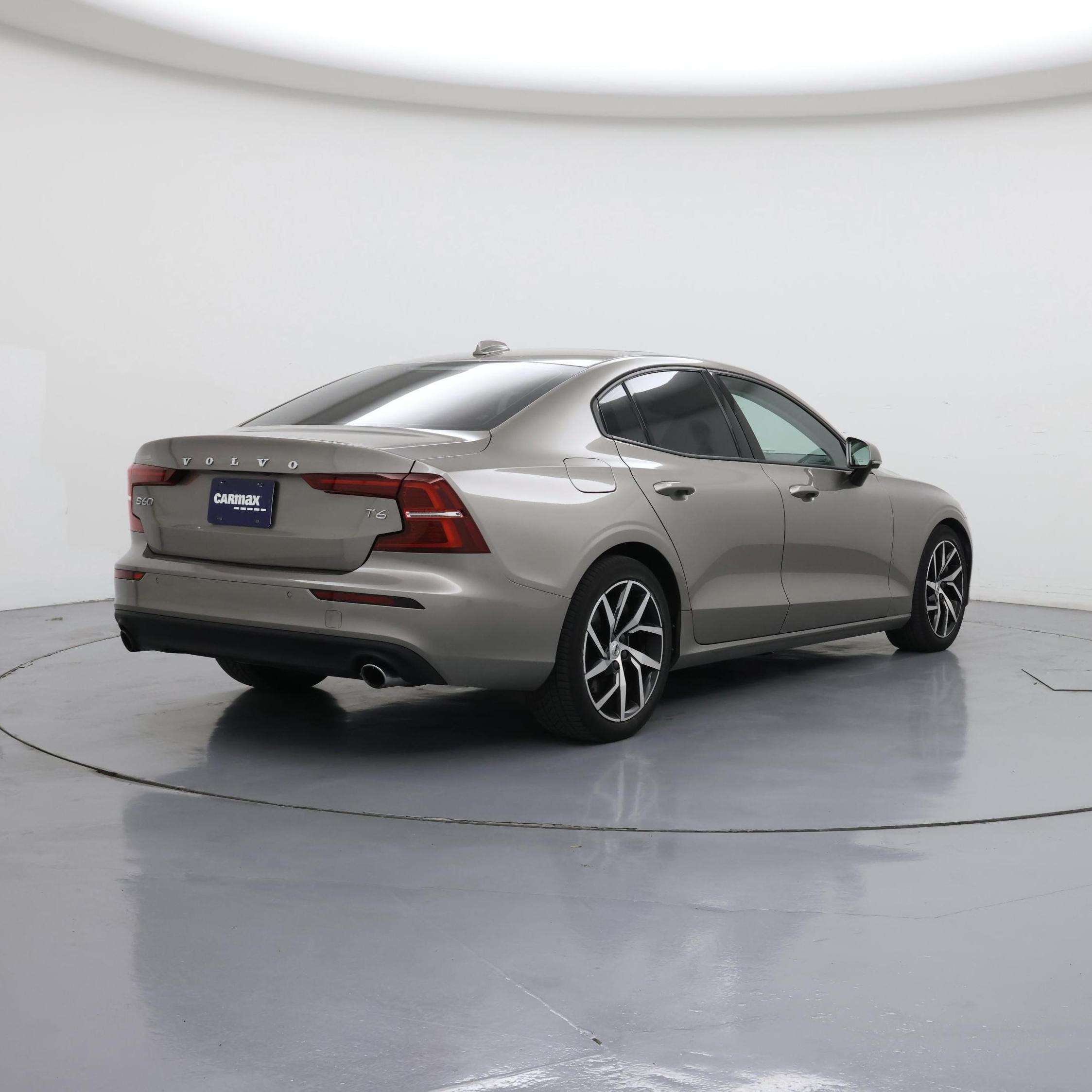 Thumbnail: 2019 Volvo S60 - 8