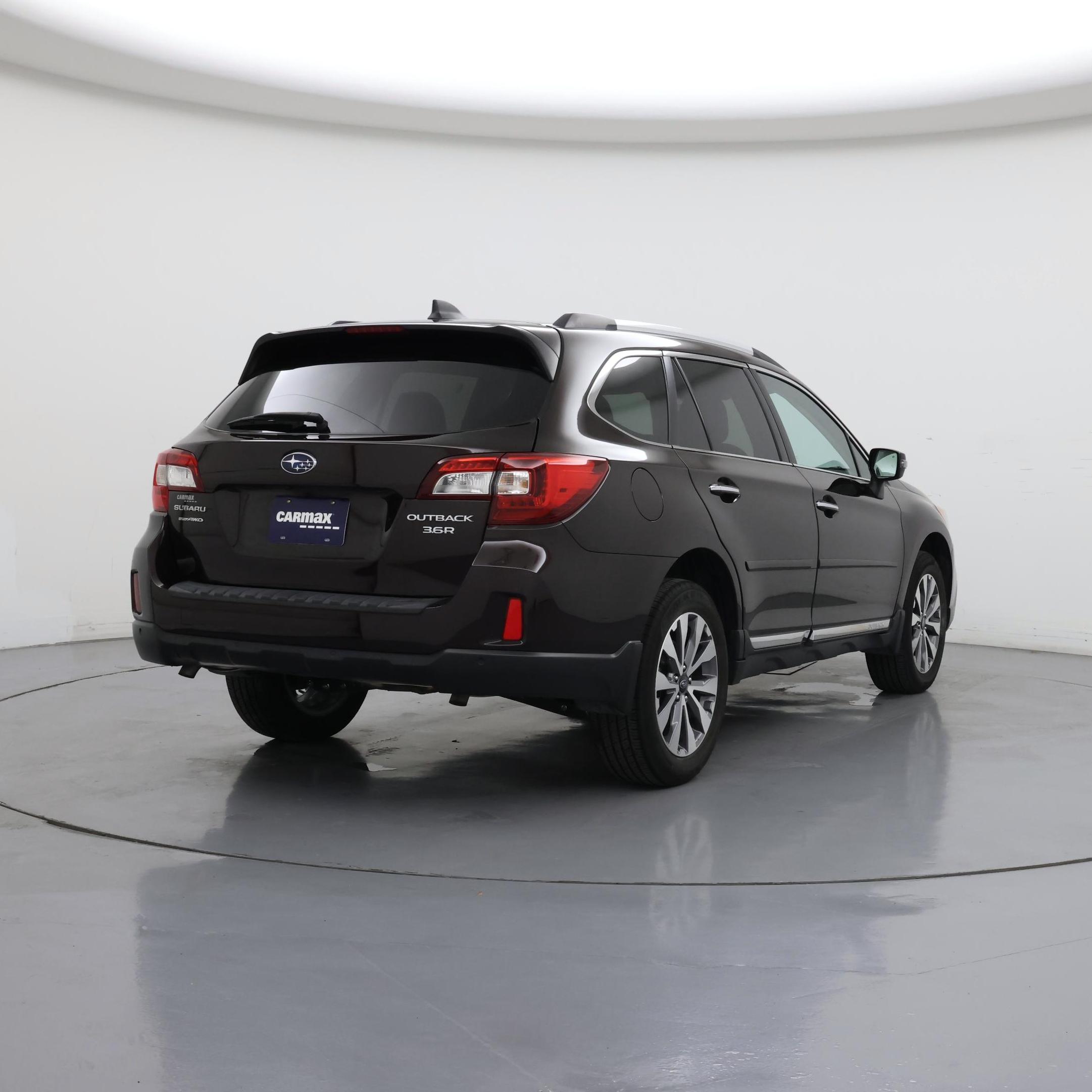 Thumbnail: 2017 Subaru Outback - 8