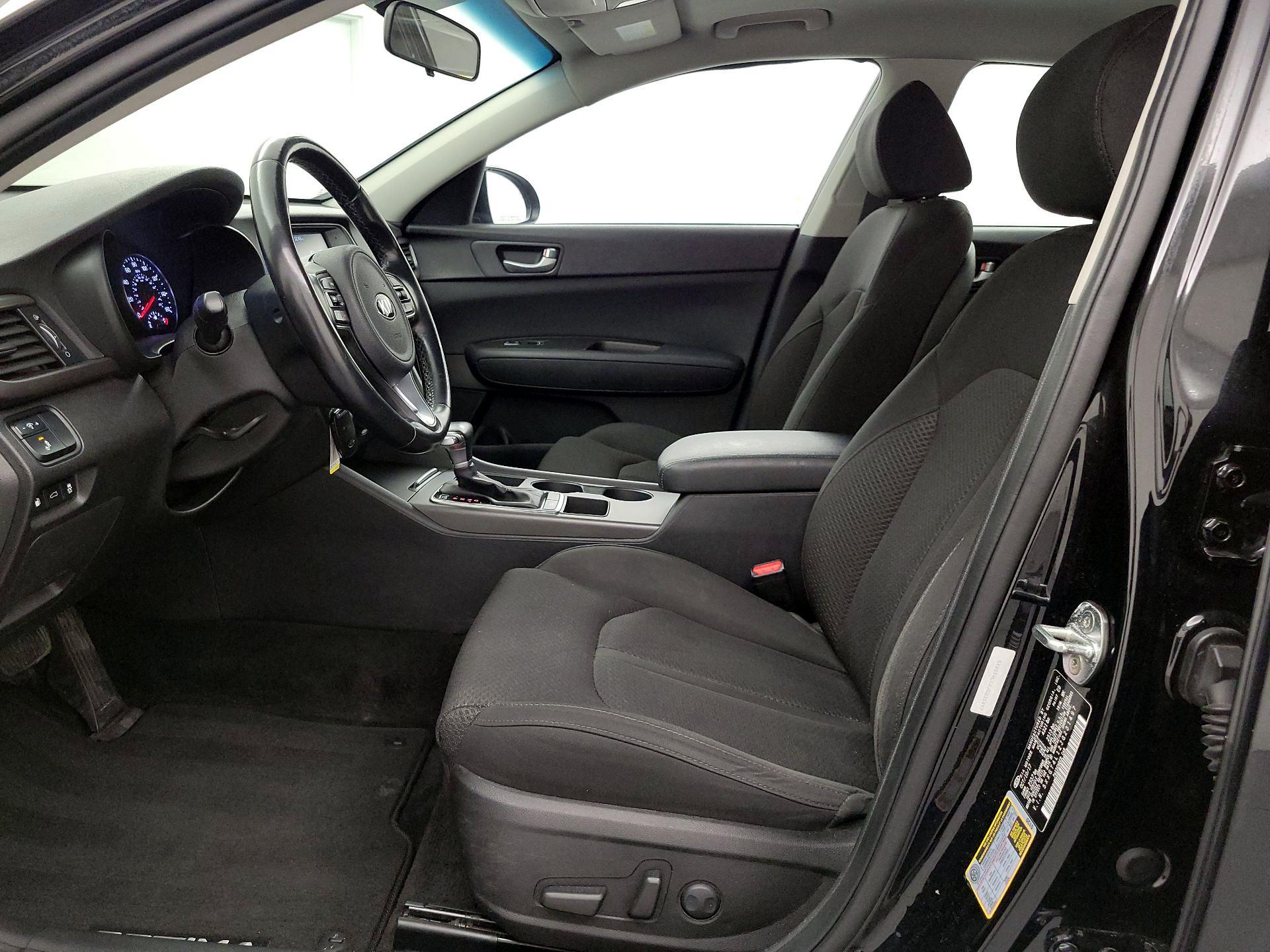 Thumbnail: 2018 Kia Optima - 11