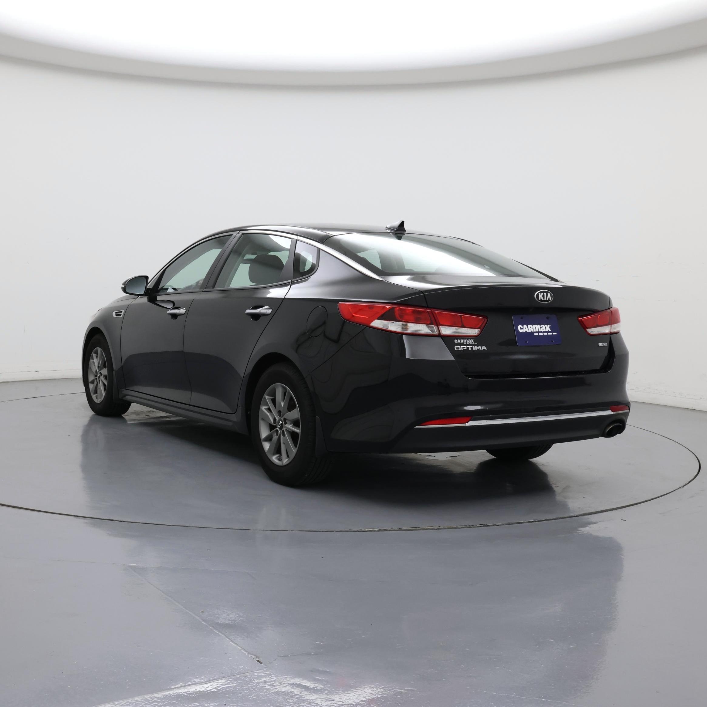 Thumbnail: 2018 Kia Optima - 2