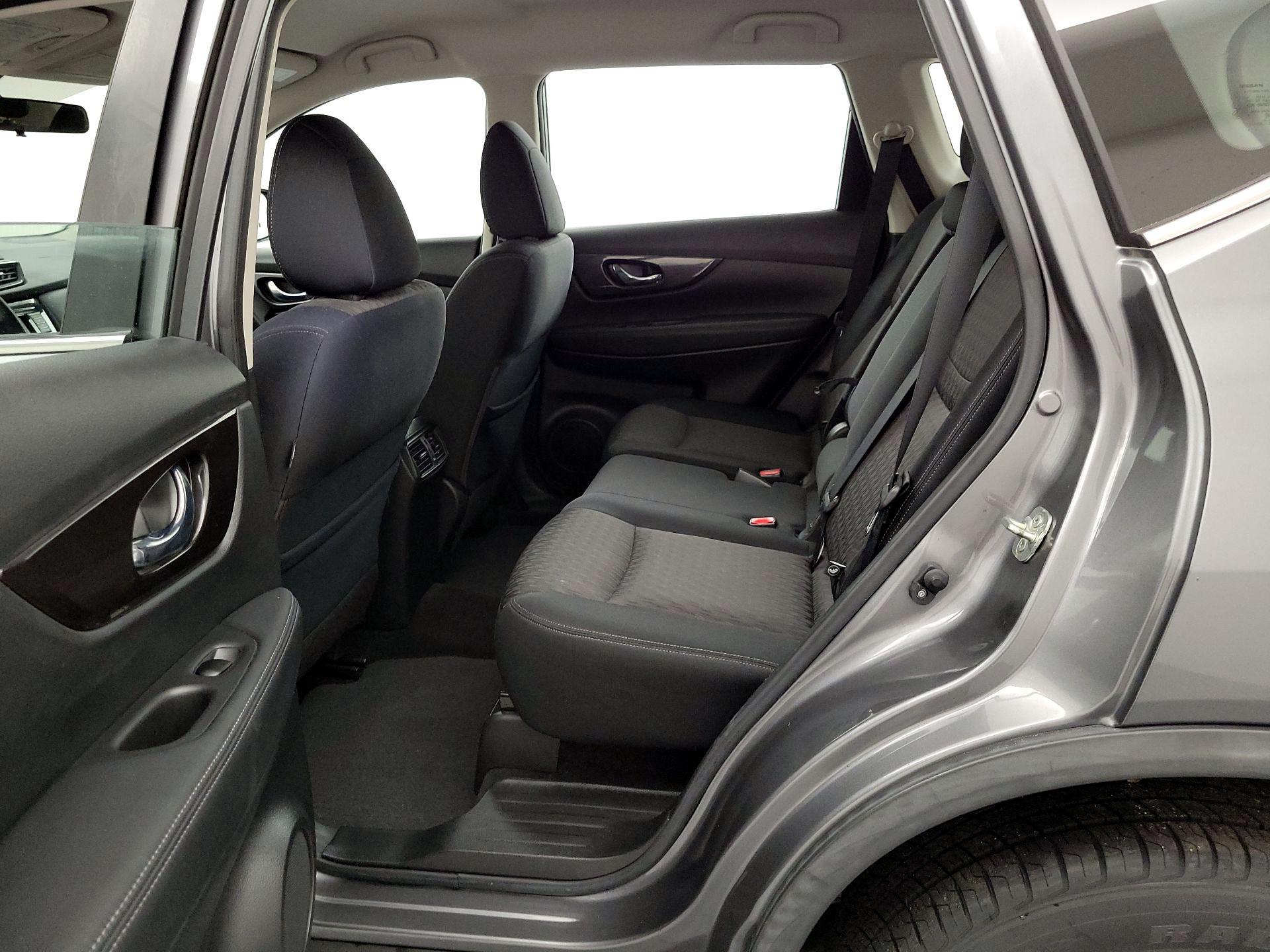 Thumbnail: 2018 Nissan Rogue - 19