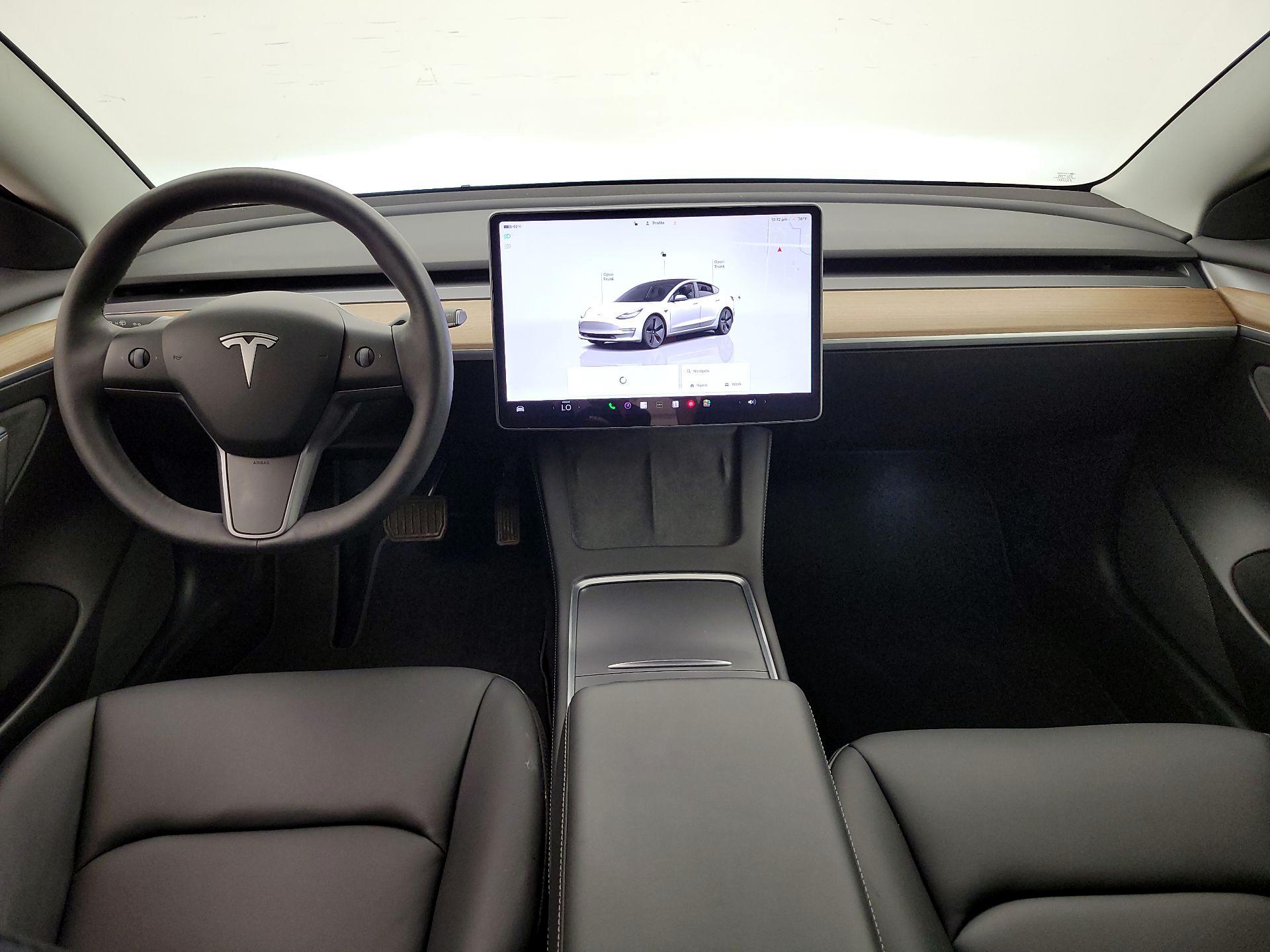 Thumbnail: 2022 Tesla Model 3 - 9