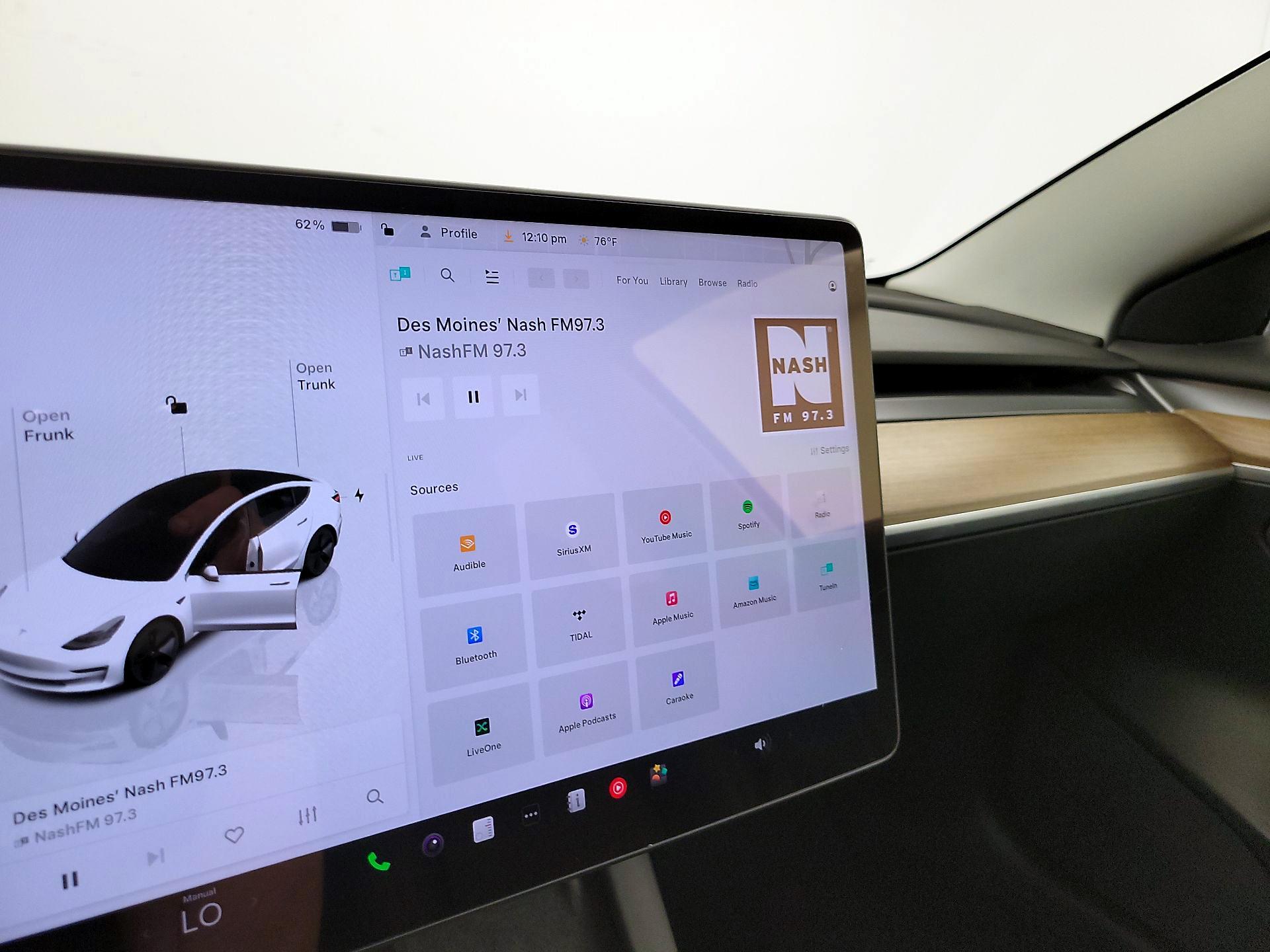 Thumbnail: 2022 Tesla Model 3 - 15