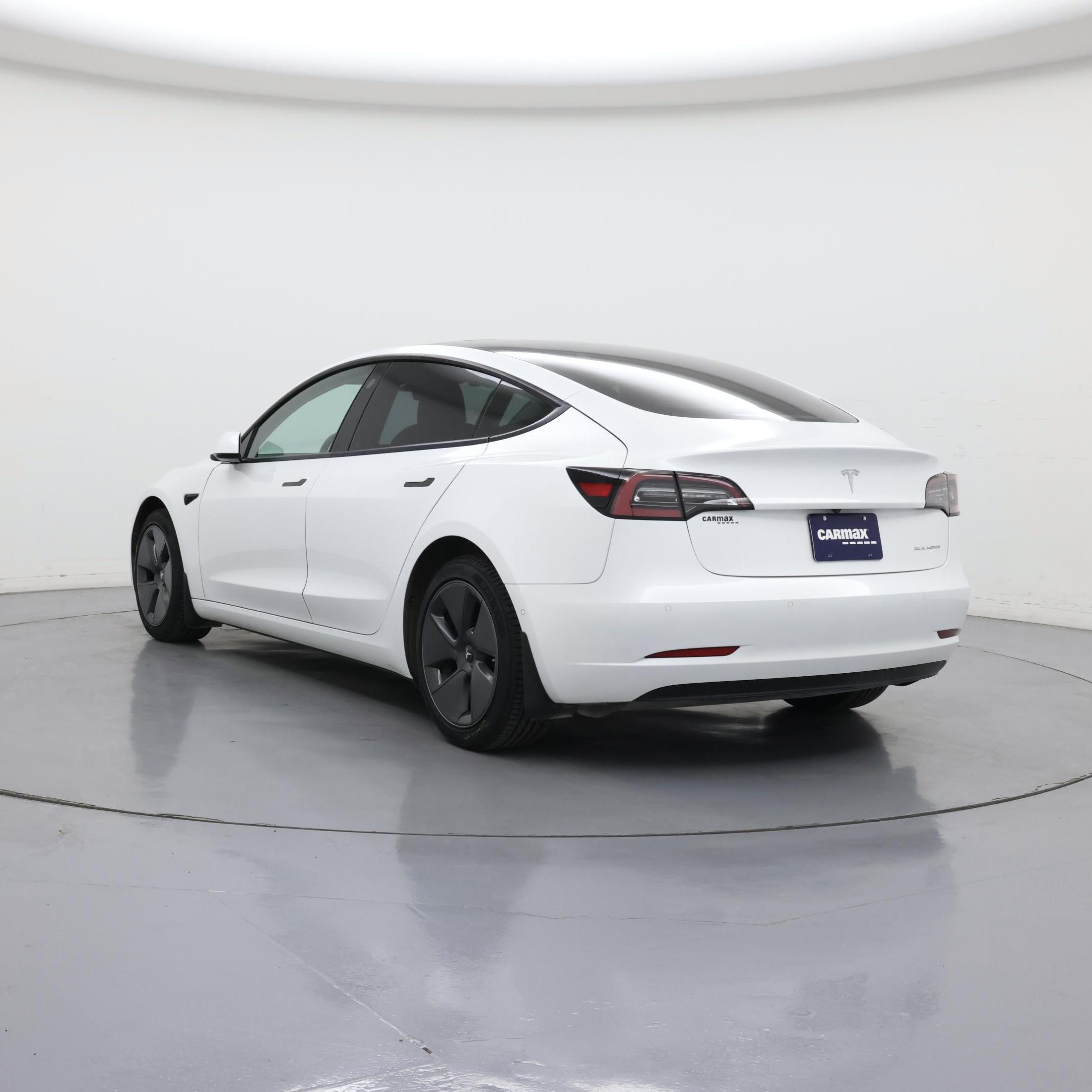 Thumbnail: 2022 Tesla Model 3 - 2