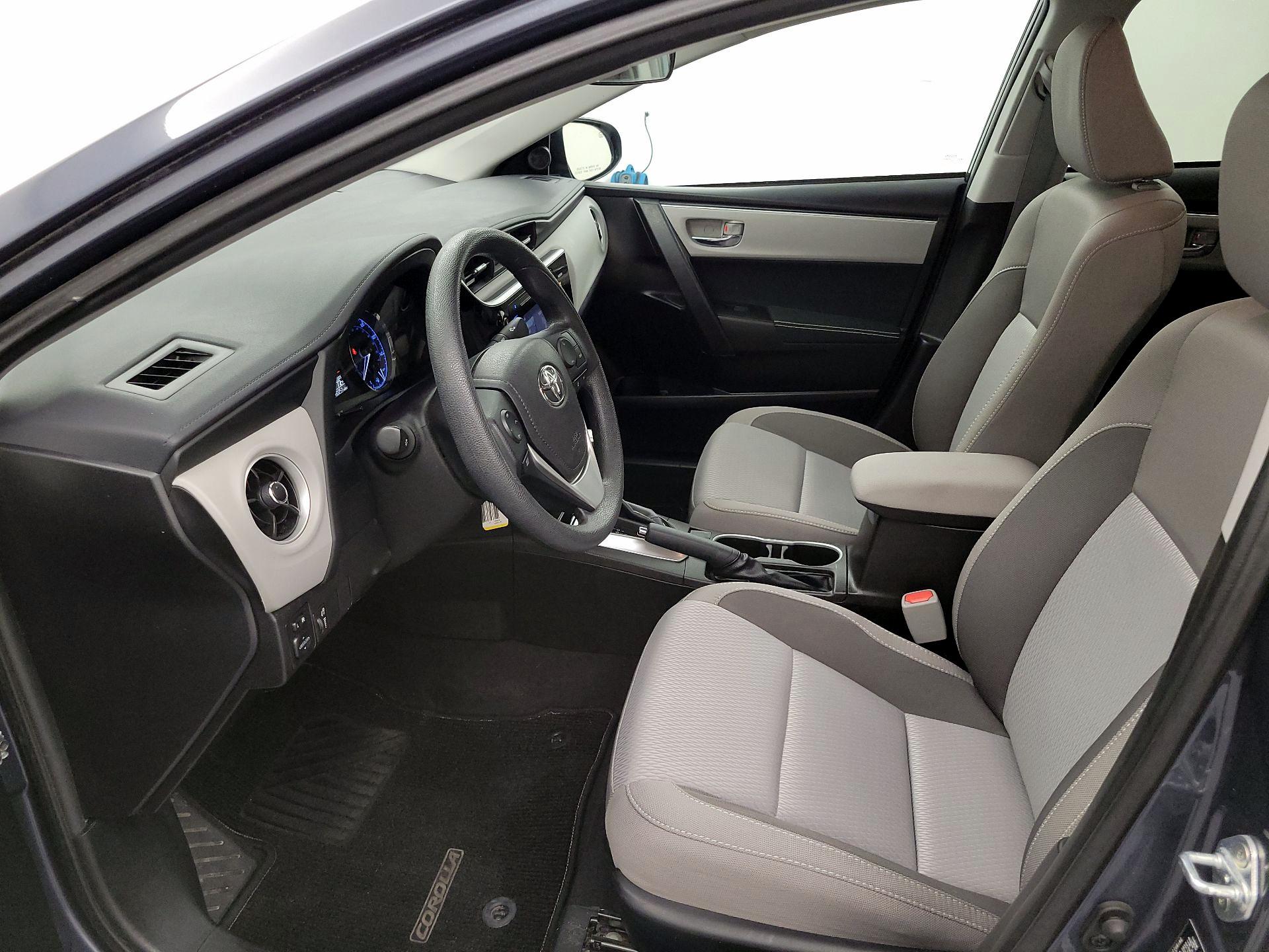 Thumbnail: 2017 Toyota Corolla - 11